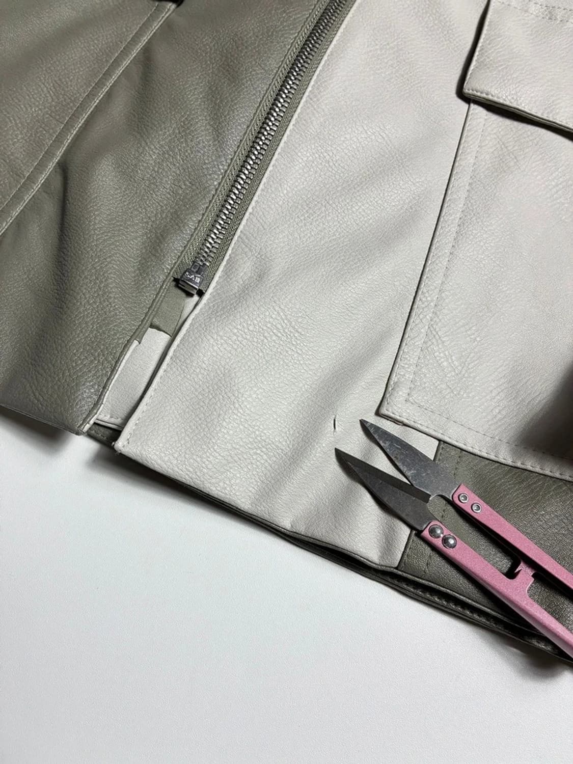 나이키 조던 21FW 우먼스 배색 레더 자켓 R1873 상품이미지5