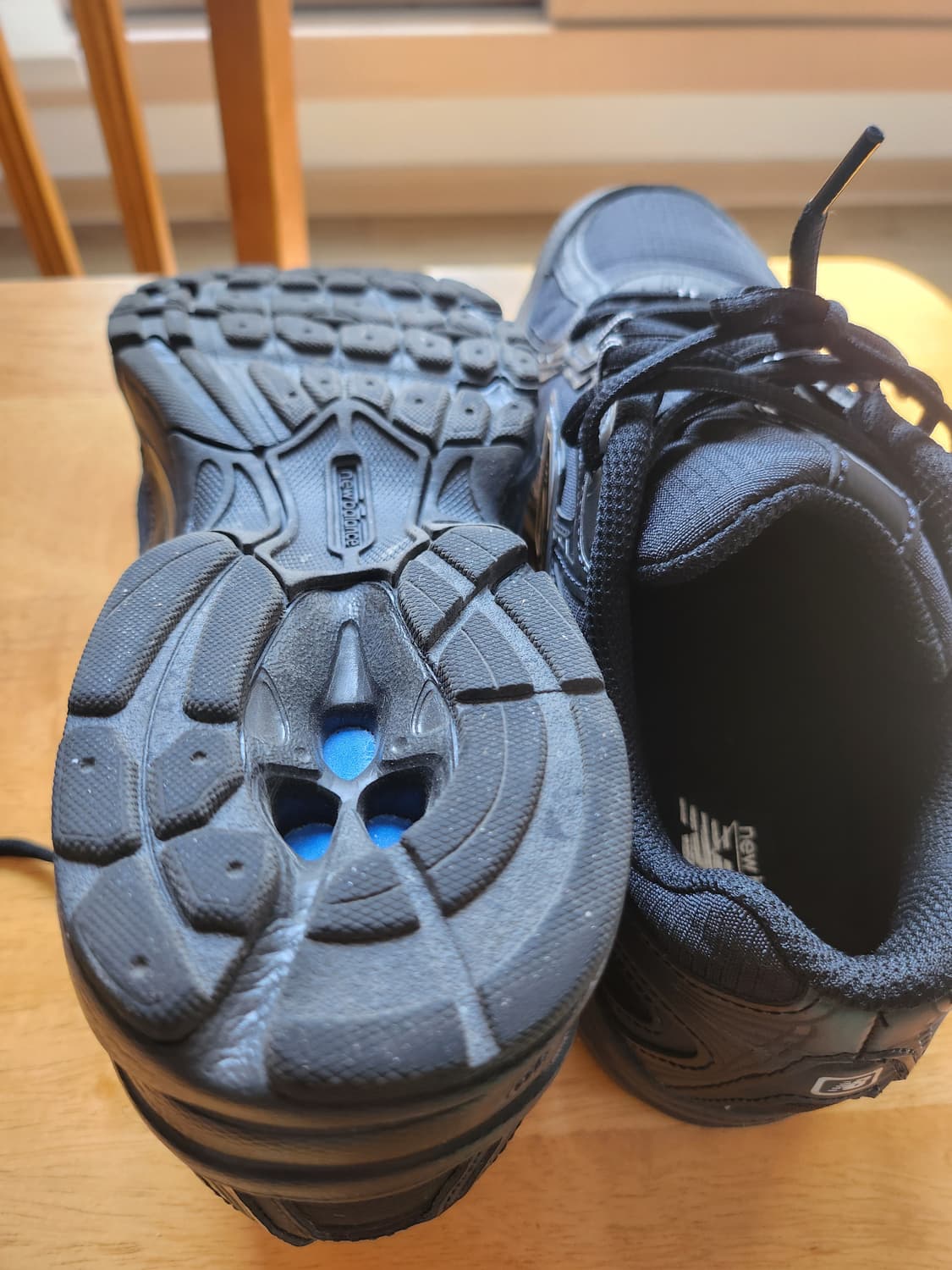 뉴발란스 740 블랙 실버 메탈릭 240 상품이미지4