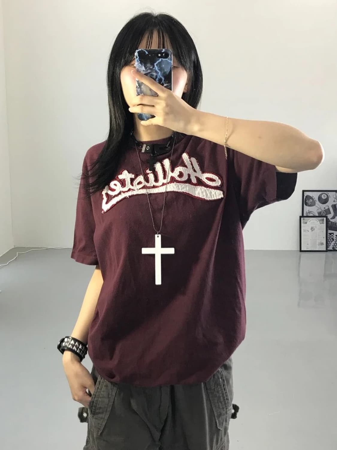 홀리스터 버건디 프린팅 반팔 상품이미지2