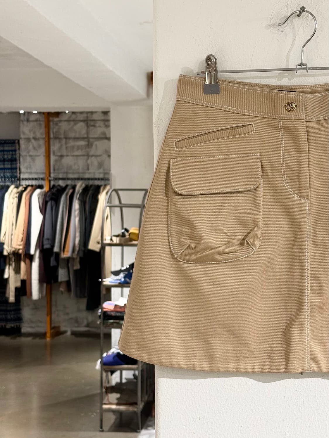 펜디 베이지 포켓 스티치 미니 스커트 상품이미지2