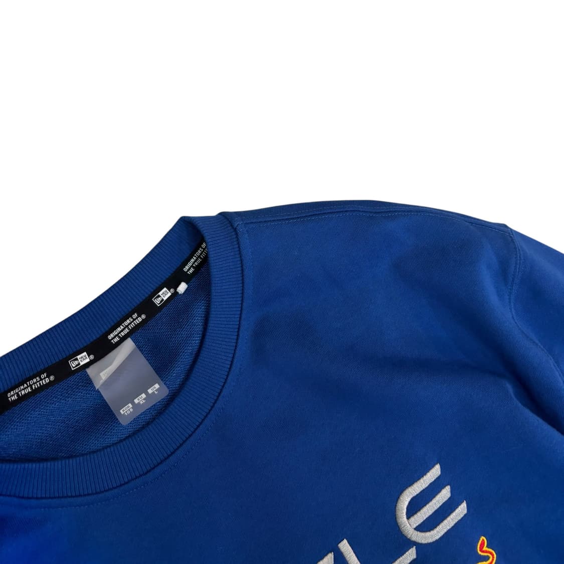 뉴에라 오라클 레드 불 레이싱 맨투맨 상품이미지3