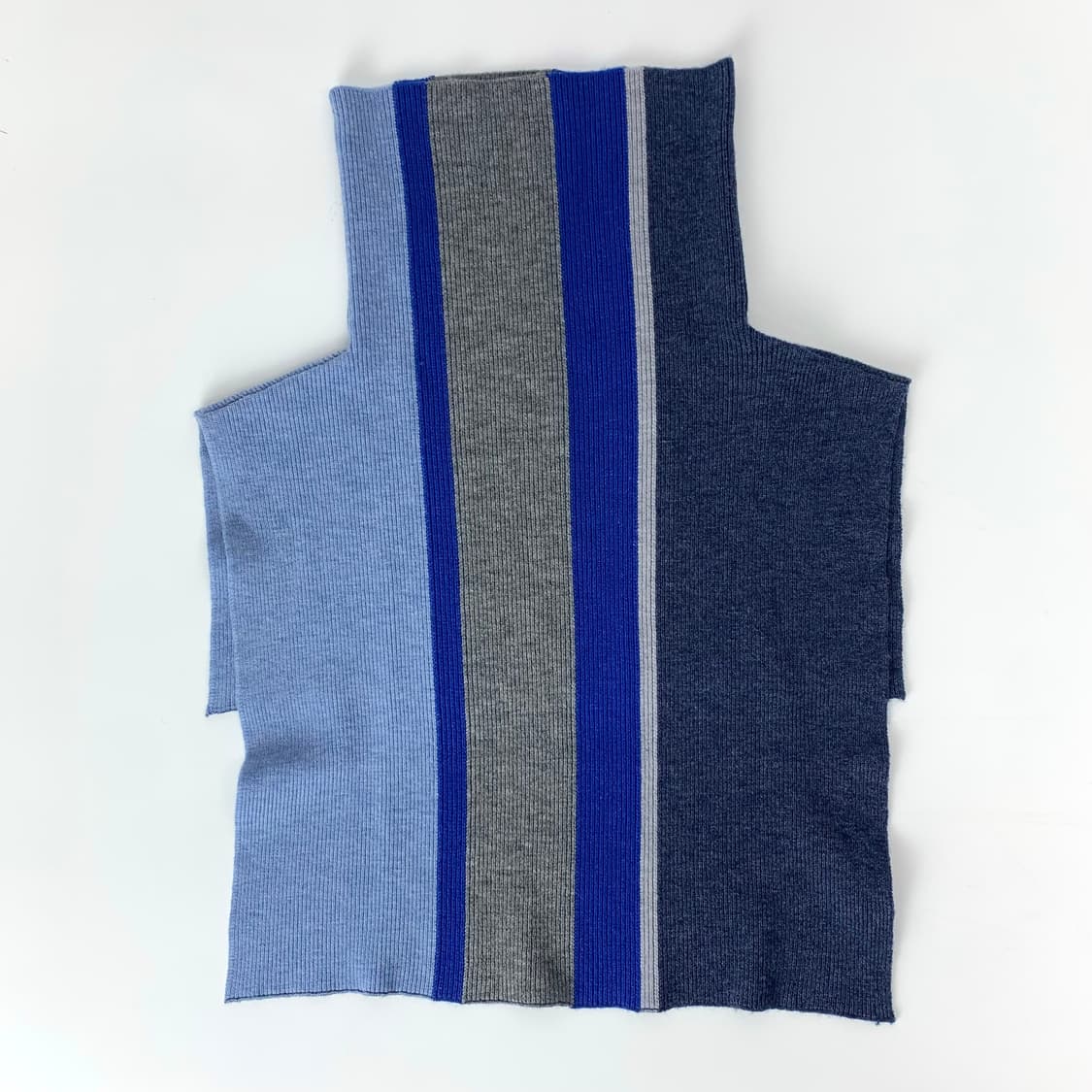 토가 풀라 하이넥 스트라이프 니트 상품이미지10