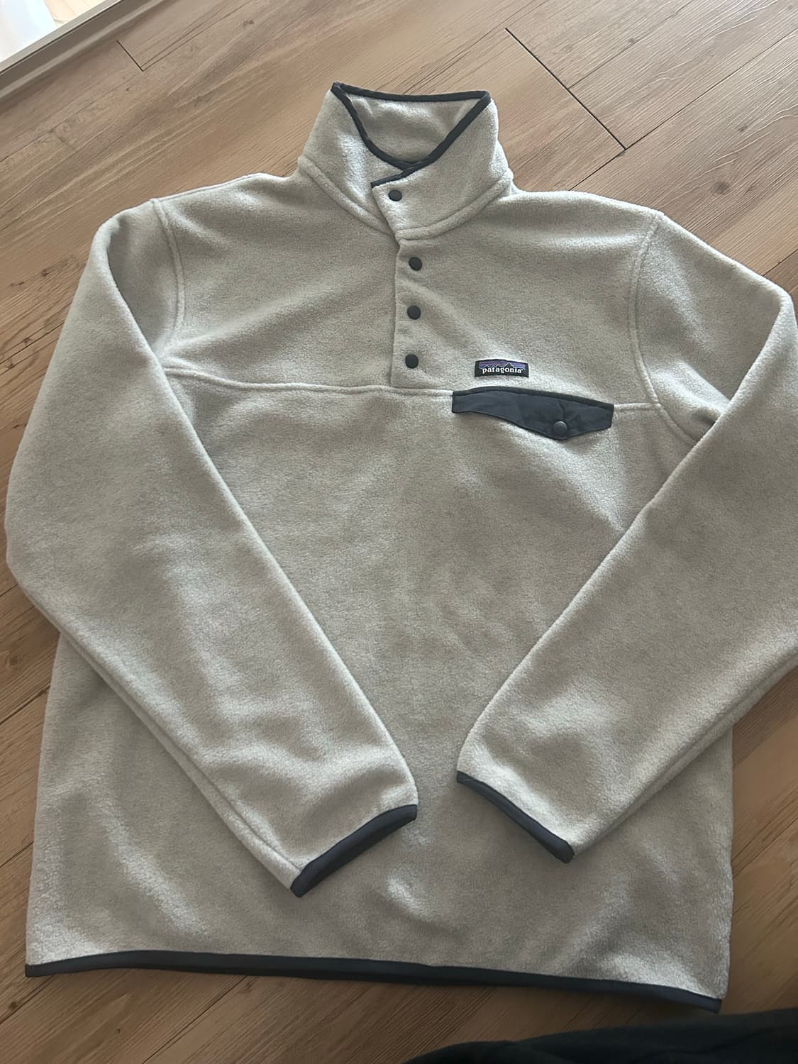 파타고니아 신칠라 오트밀L 새상품 상품이미지3