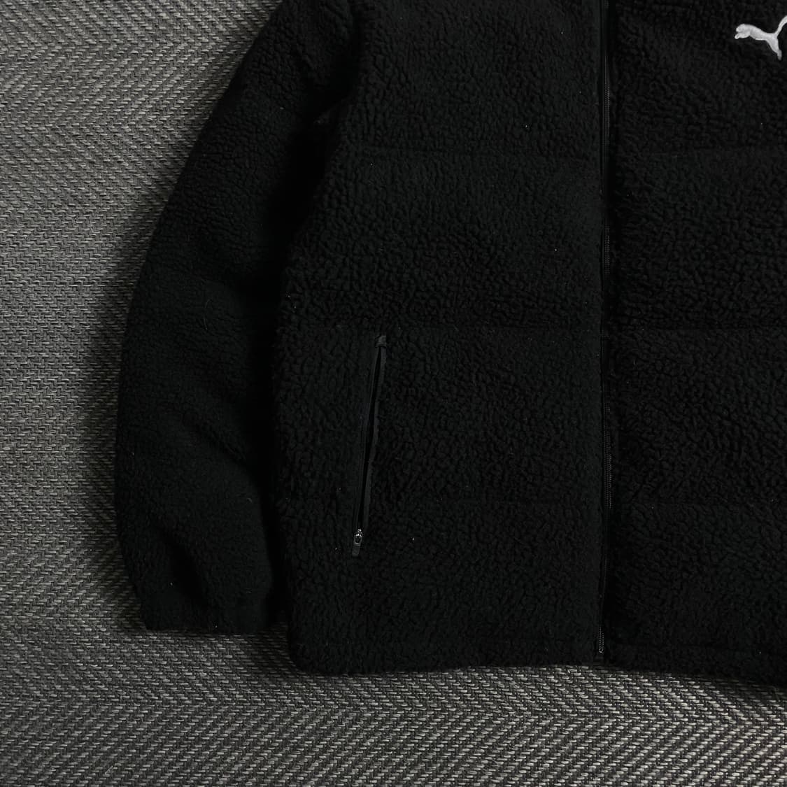 퓨마 자수로고 덕다운 푸퍼 쉐르파 플리스 패딩 블랙o 5054 상품이미지3