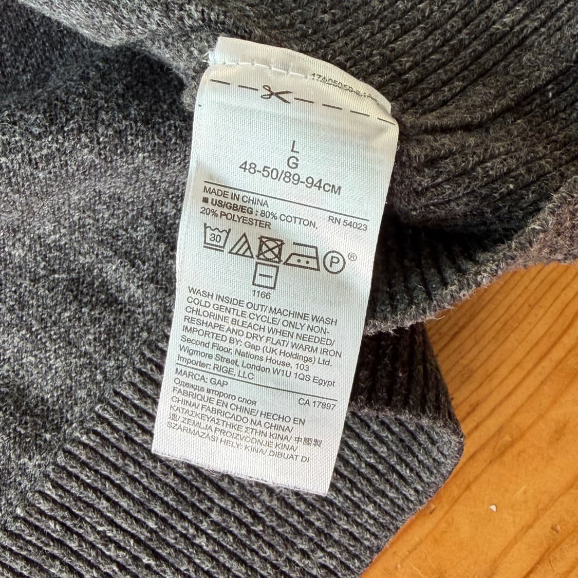 갭 롤링 넥 니트 차콜 그레이 헤더 상품이미지8