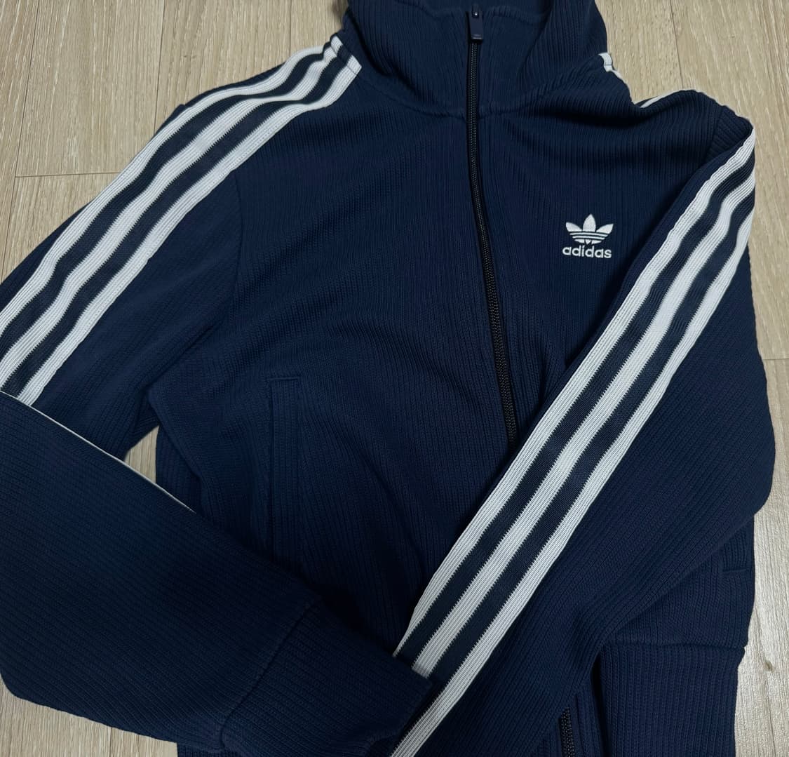 아이다스 크롭 집업 s 네이비 상품이미지1