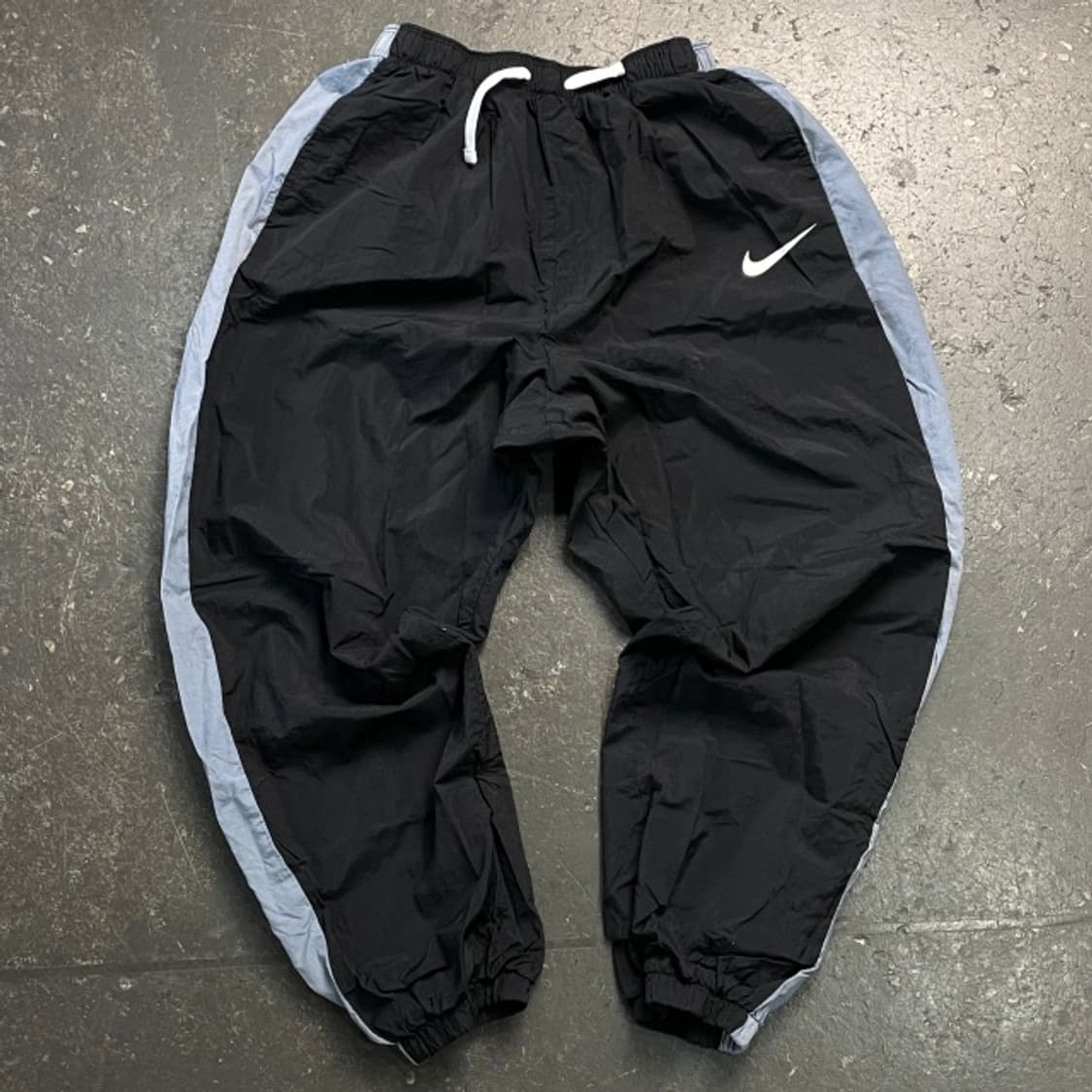 100 나이키 나일론 팬츠  상품이미지1