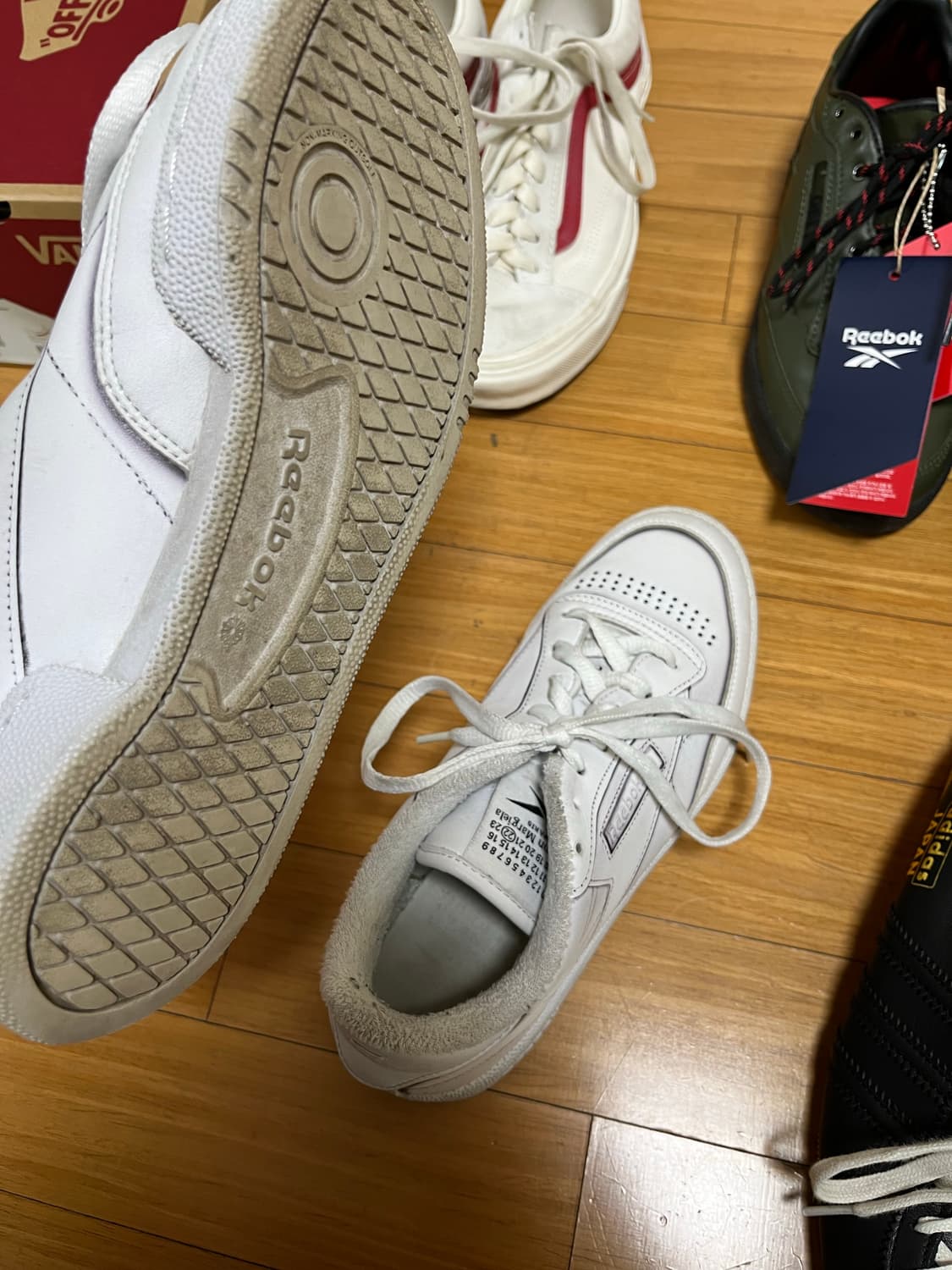 리복x마르지엘라 클럽씨 240 상품이미지3