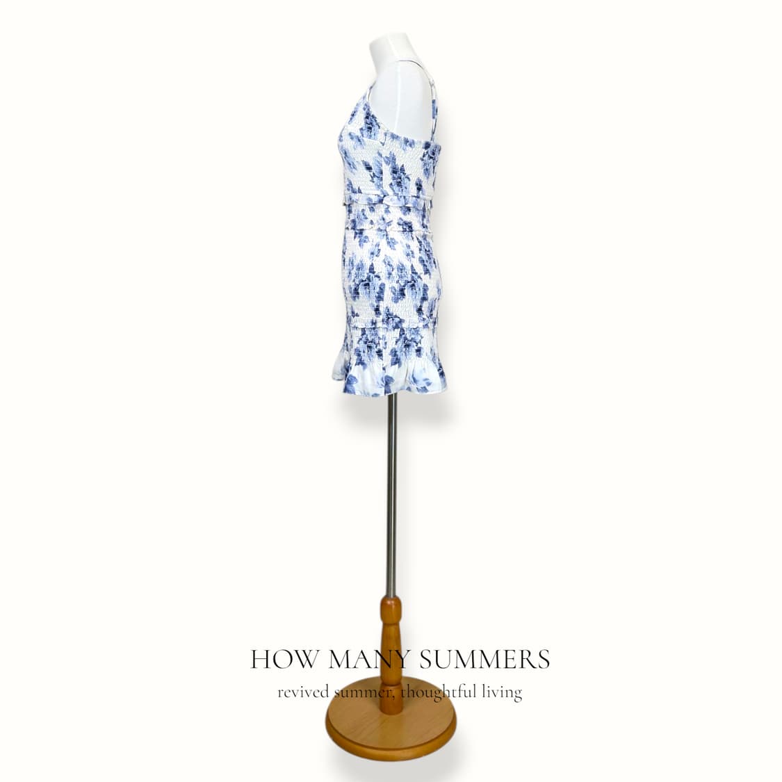 아베크롬비 앤 피치 스모킹 미니 원피스 화이트 블루 플라워 밴딩 상품이미지2