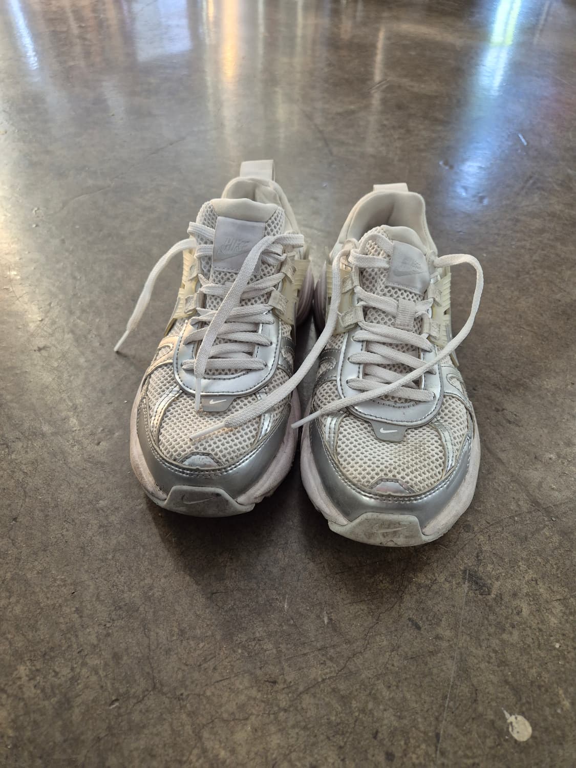 나이키 테크 헤라 화이트 실버 250 상품이미지3