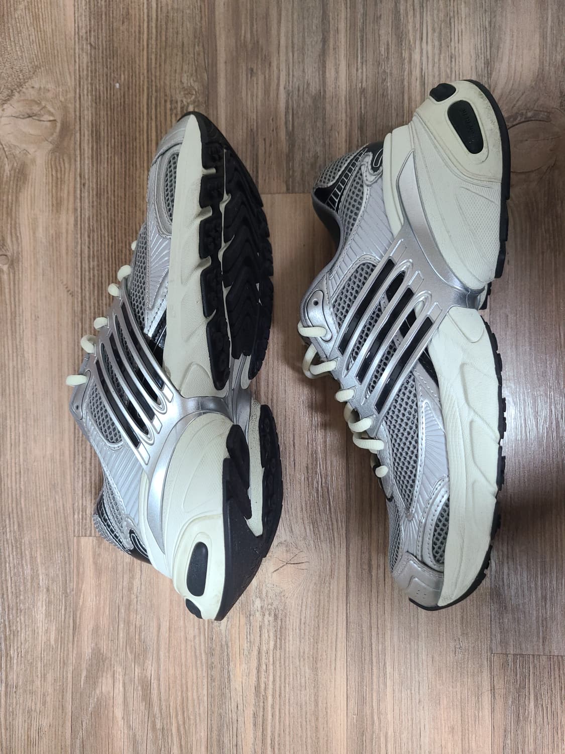 (260,265) 아디다스 아디스타 XLG SMU 실버 블랙 운동화 신발 상품이미지4