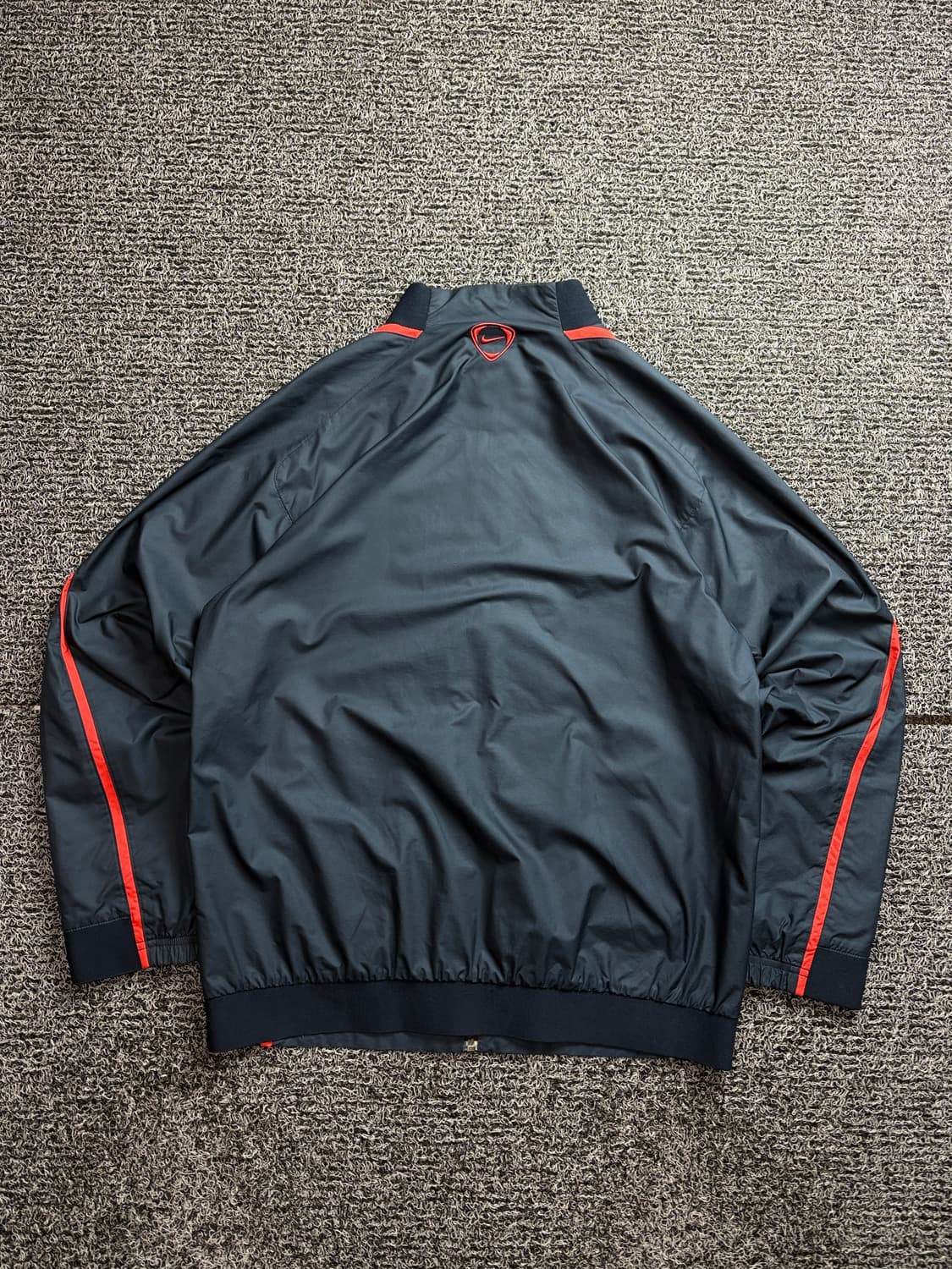 나이키 스톰핏 토탈 90 올드스쿨 바람막이 자켓 2513 상품이미지4