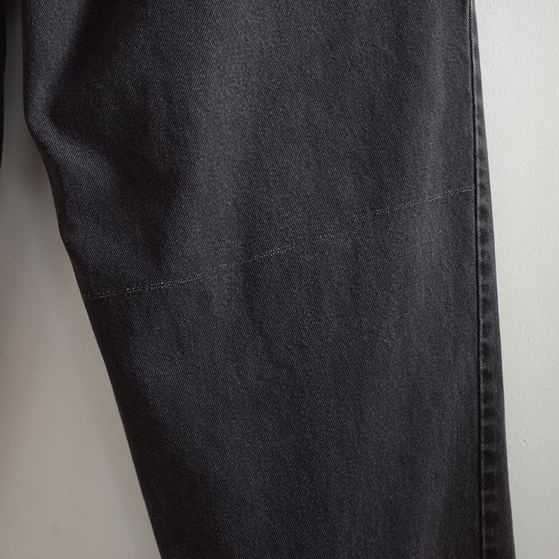 90's Levi's 570 Black Denim Pants 상품이미지8