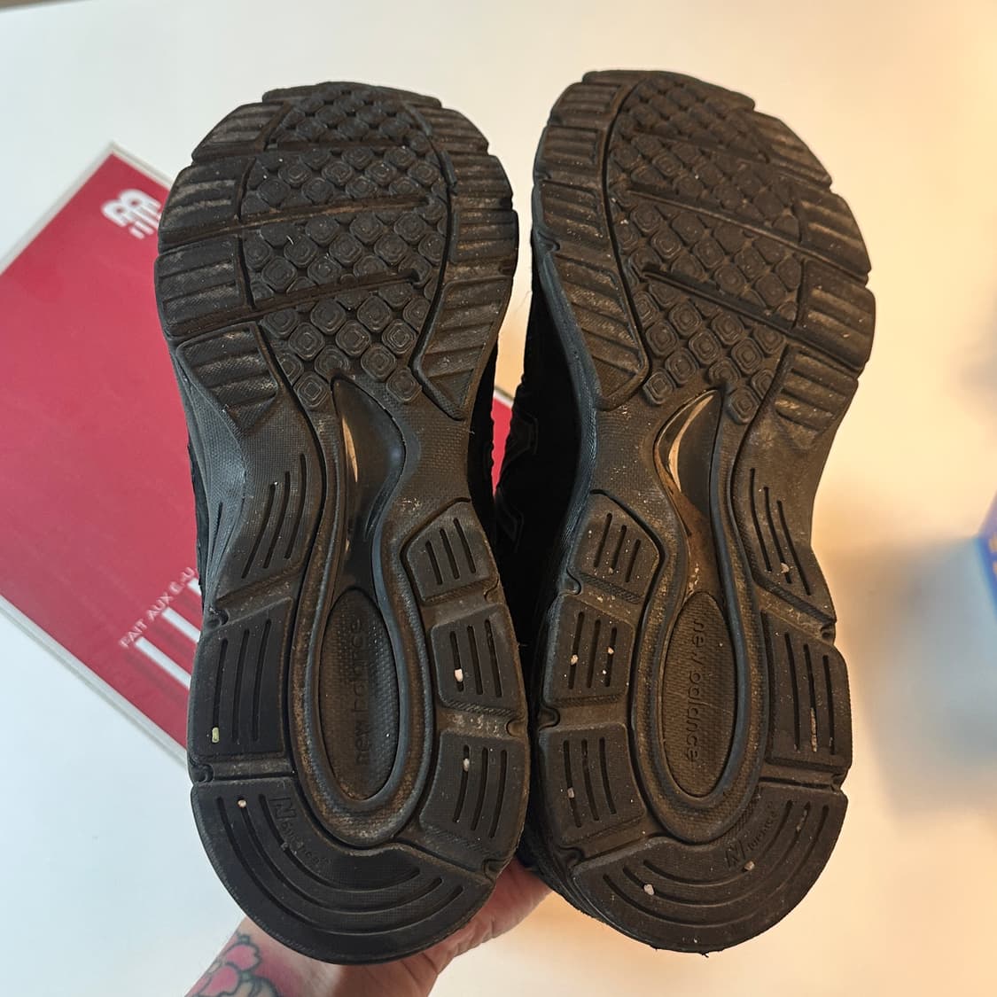 뉴발란스 990v4 트리플블랙 275 상품이미지3