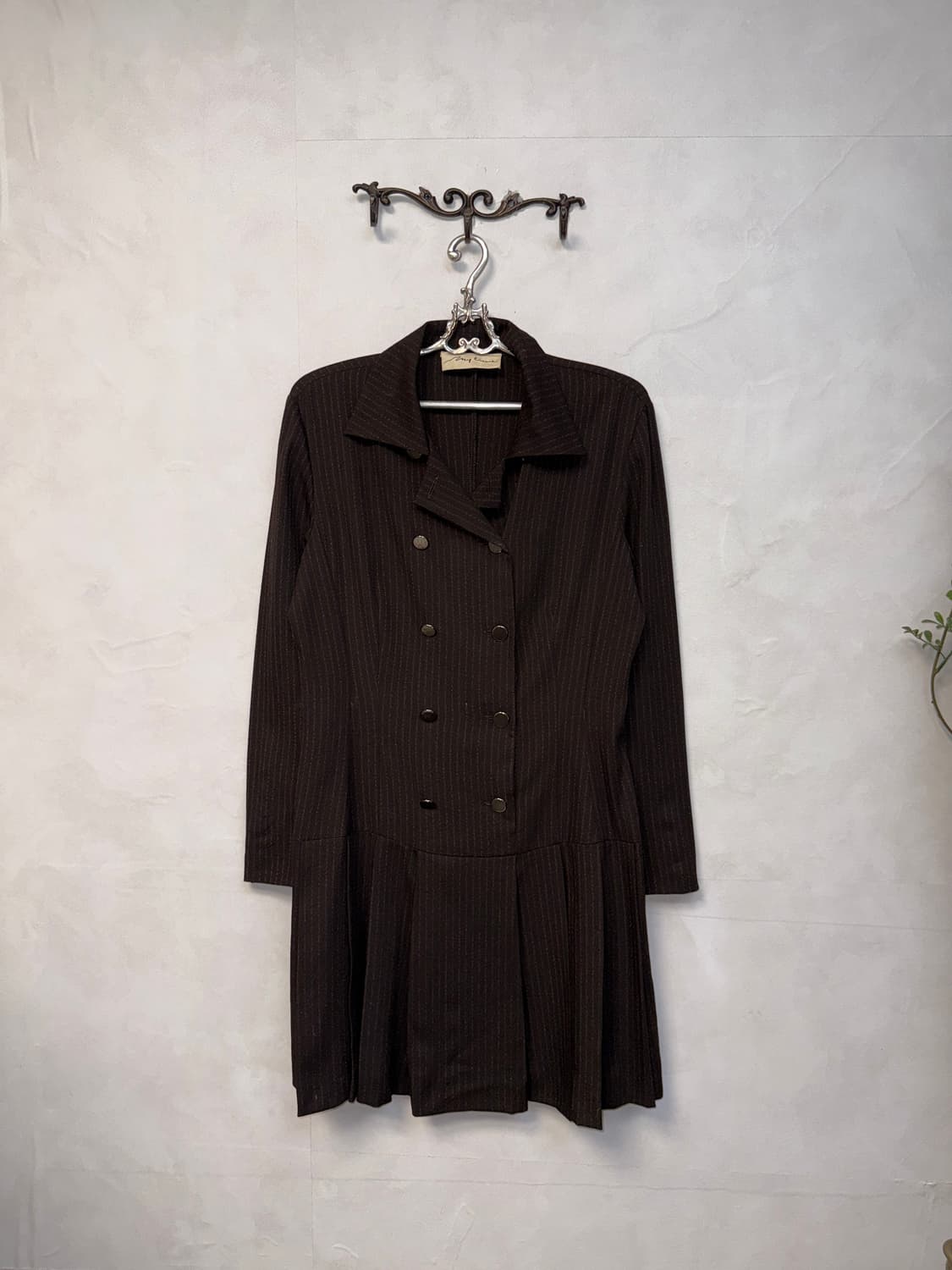 Brown double button stripe pleats ops 상품이미지1