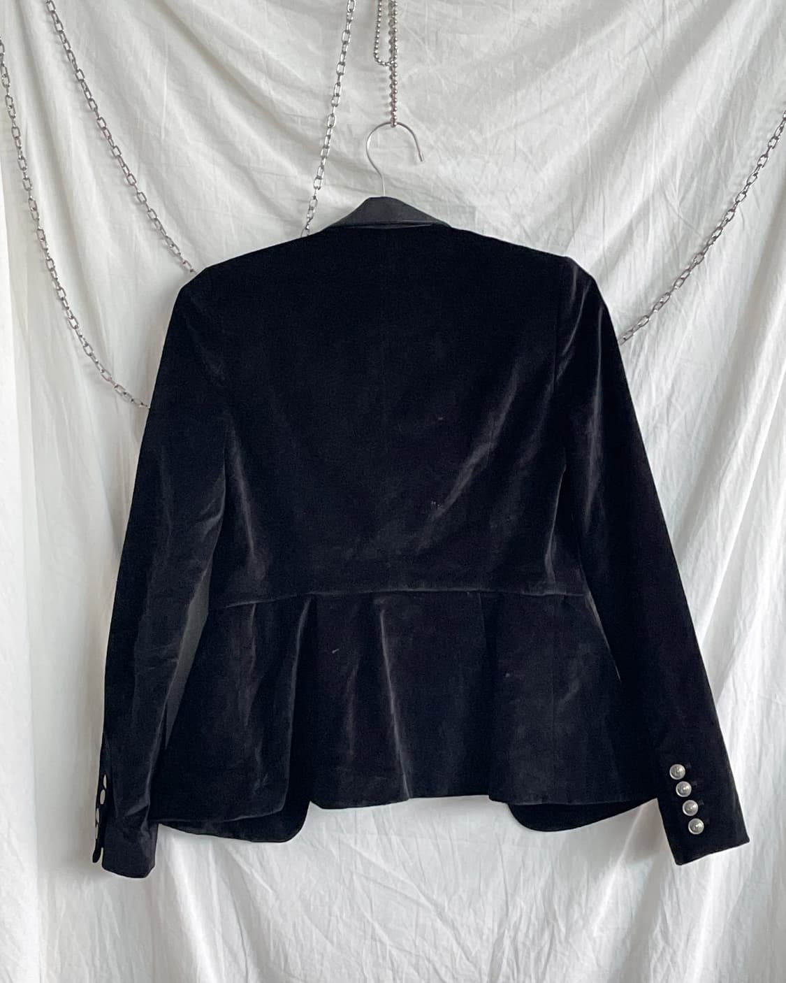 alice+olivia 벨벳 스웨이드 크롭컷 슬림핏 블레이져 상품이미지6