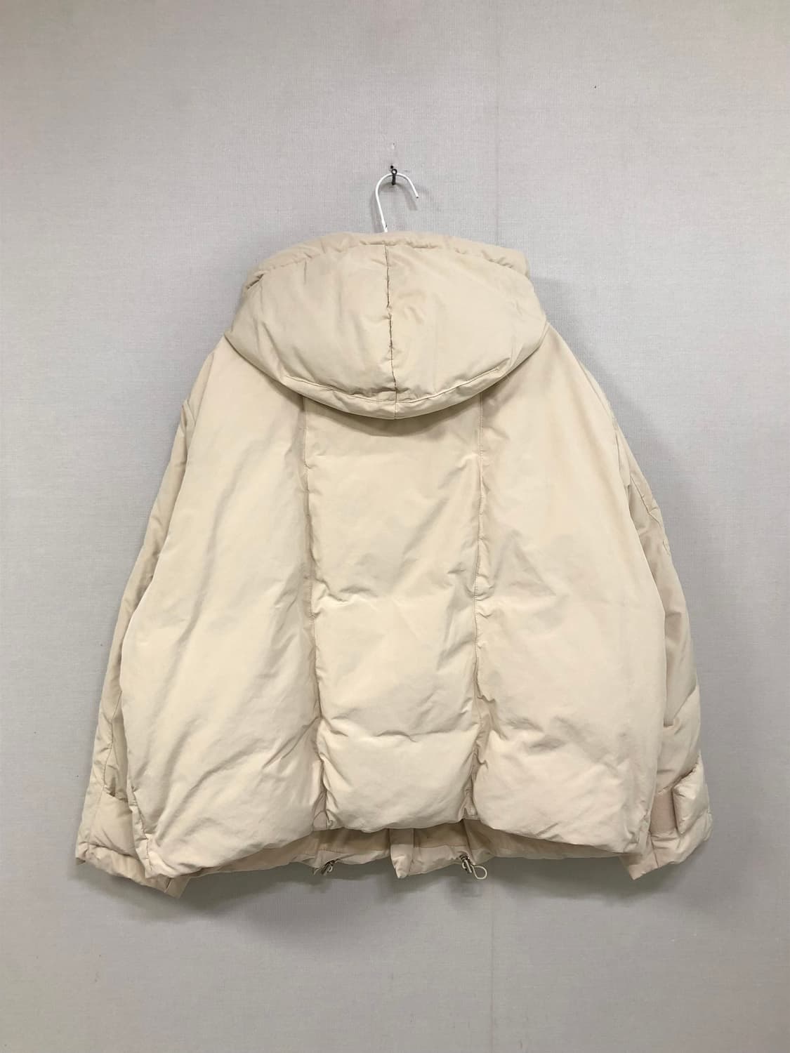 스튜디오톰보이 오버핏 덕다운 후디 푸퍼 솟패딩 _ 바닐라 상품이미지2