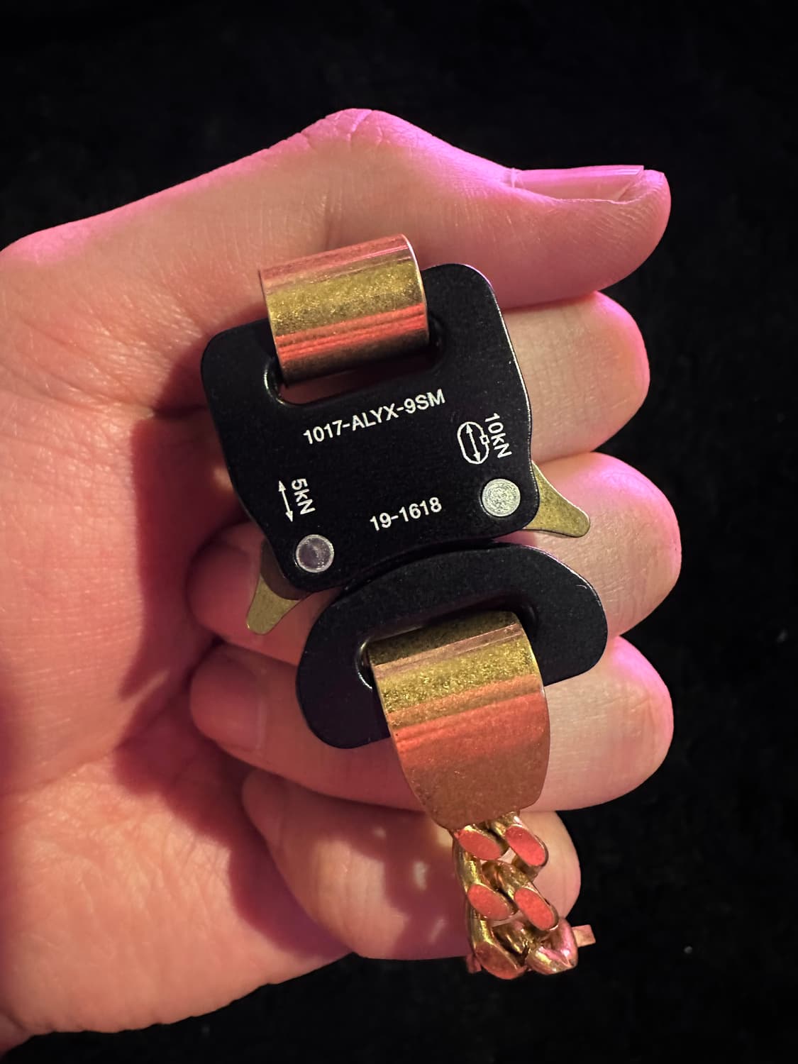 알릭스 나이키 히어로 체인 목걸이 골드모델 상품이미지4