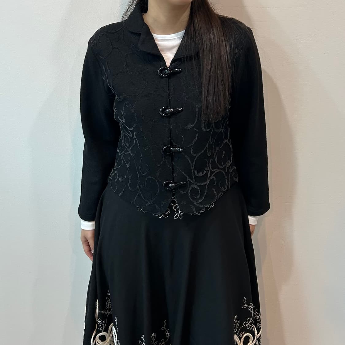 블랙 자가드 버클 자켓 상품이미지1