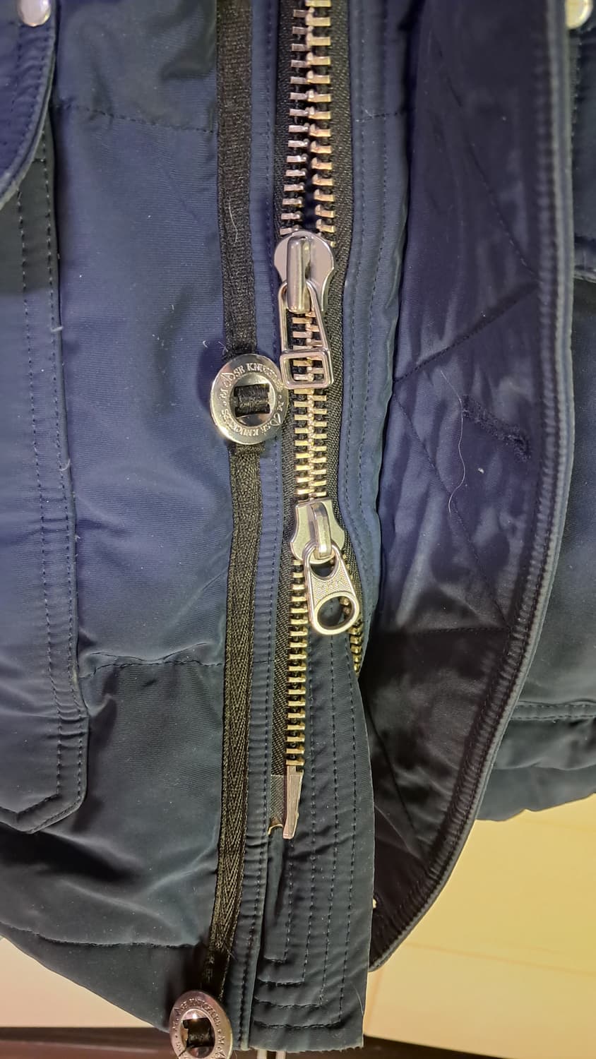 무스너클 네이비 패딩xl 상품이미지5