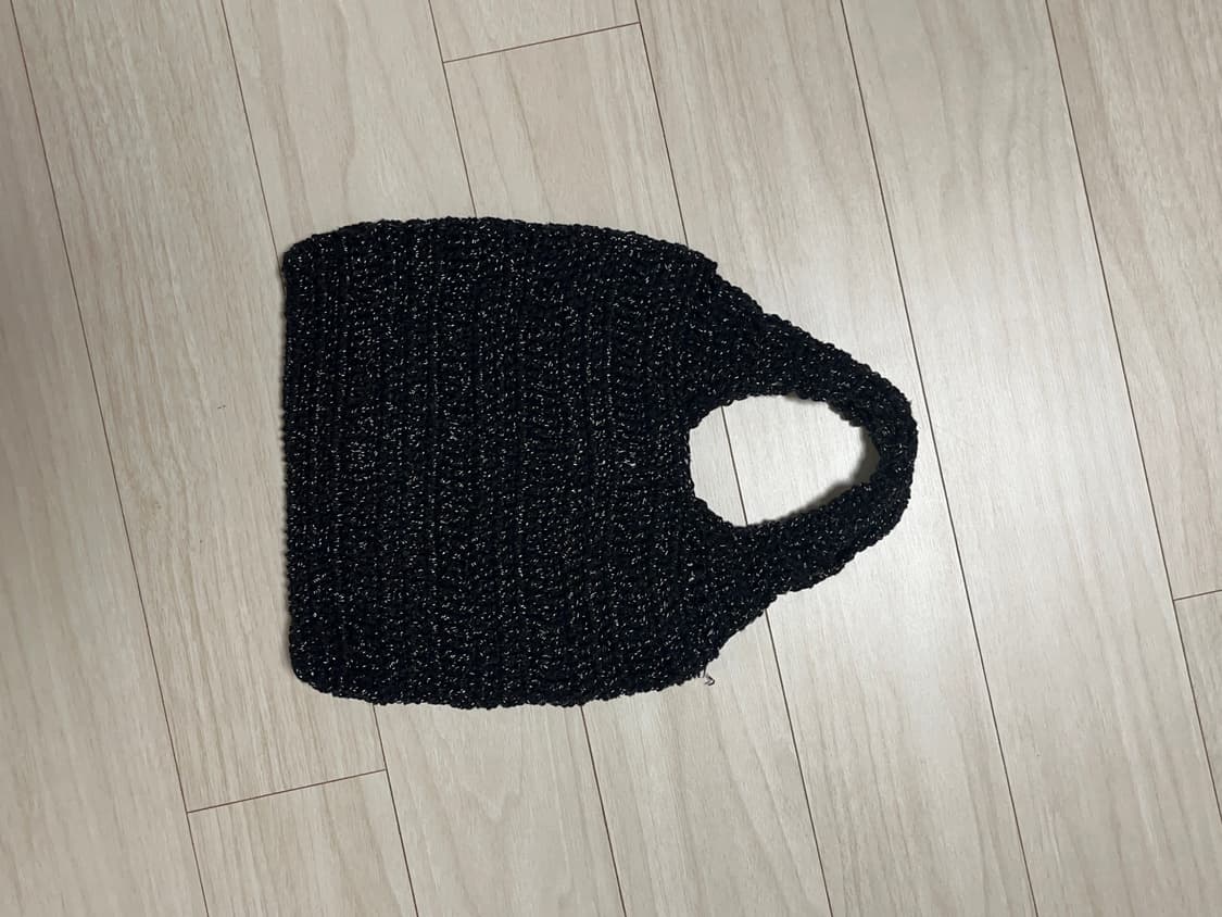 얼바닉 글리터 핸드 니티드 백 상품이미지2