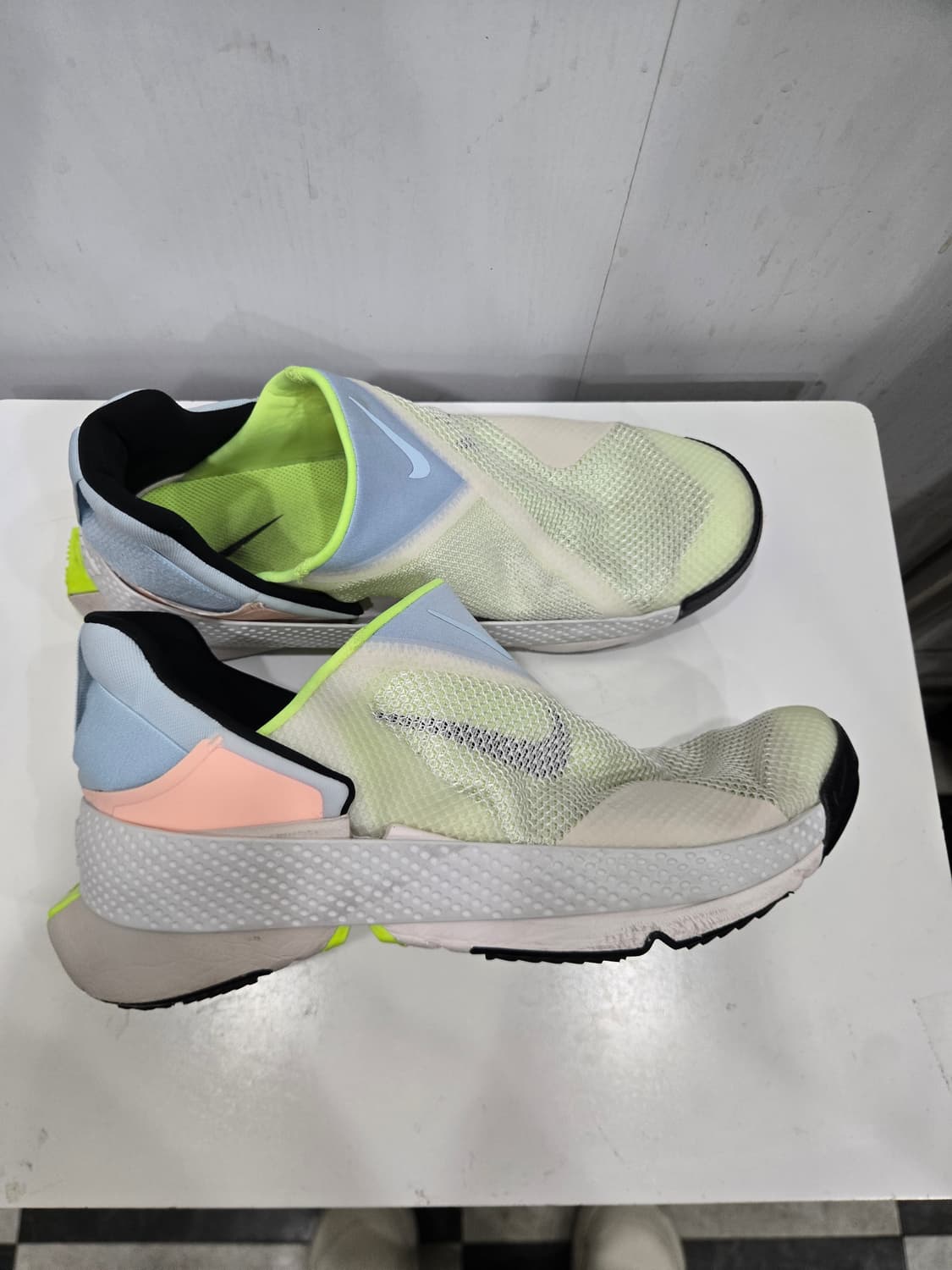 사이즈285)) NIKE 나이키 고 플라이이즈 신발! 신고 벗기 편해요~ 상품이미지2