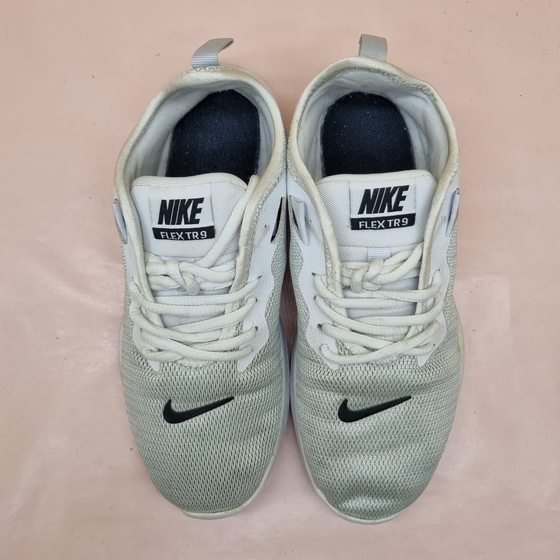 나이키 플렉스 여성 트레이닝화 230 상품이미지2