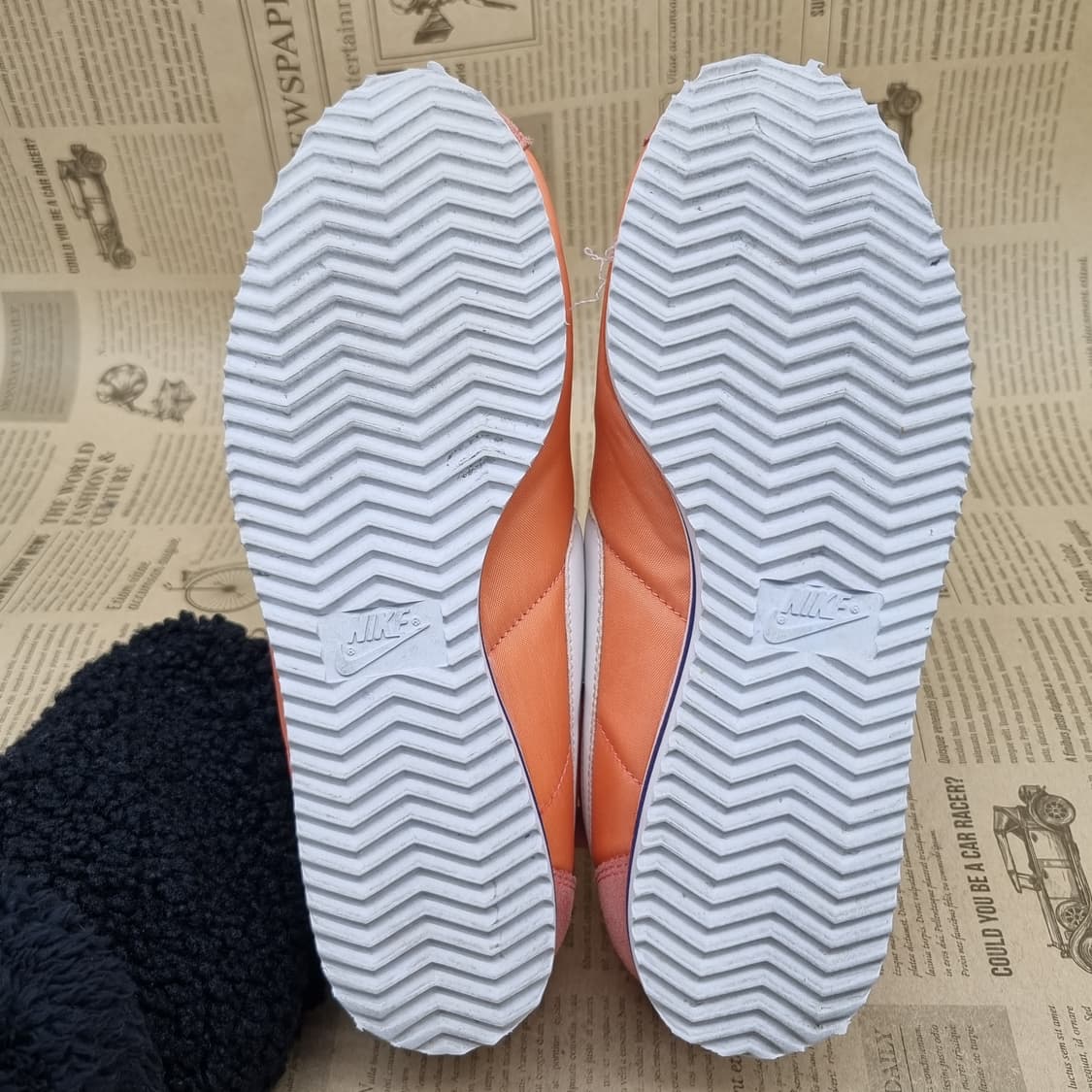 나이키 코르테즈 주황 여성운동화235  상품이미지3