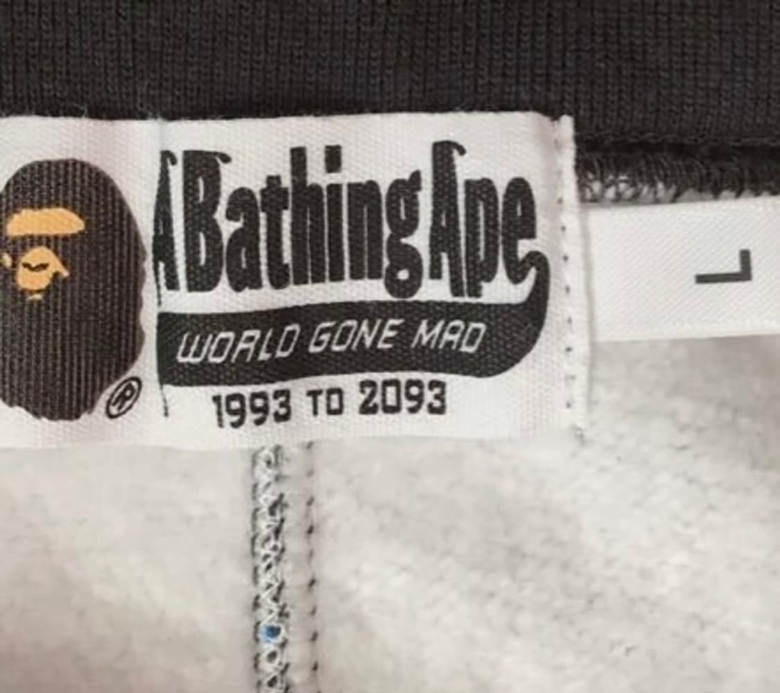 베이프 스페이스 카모 샤크 팬츠 반바지 새상품 네고 가능 상품이미지2