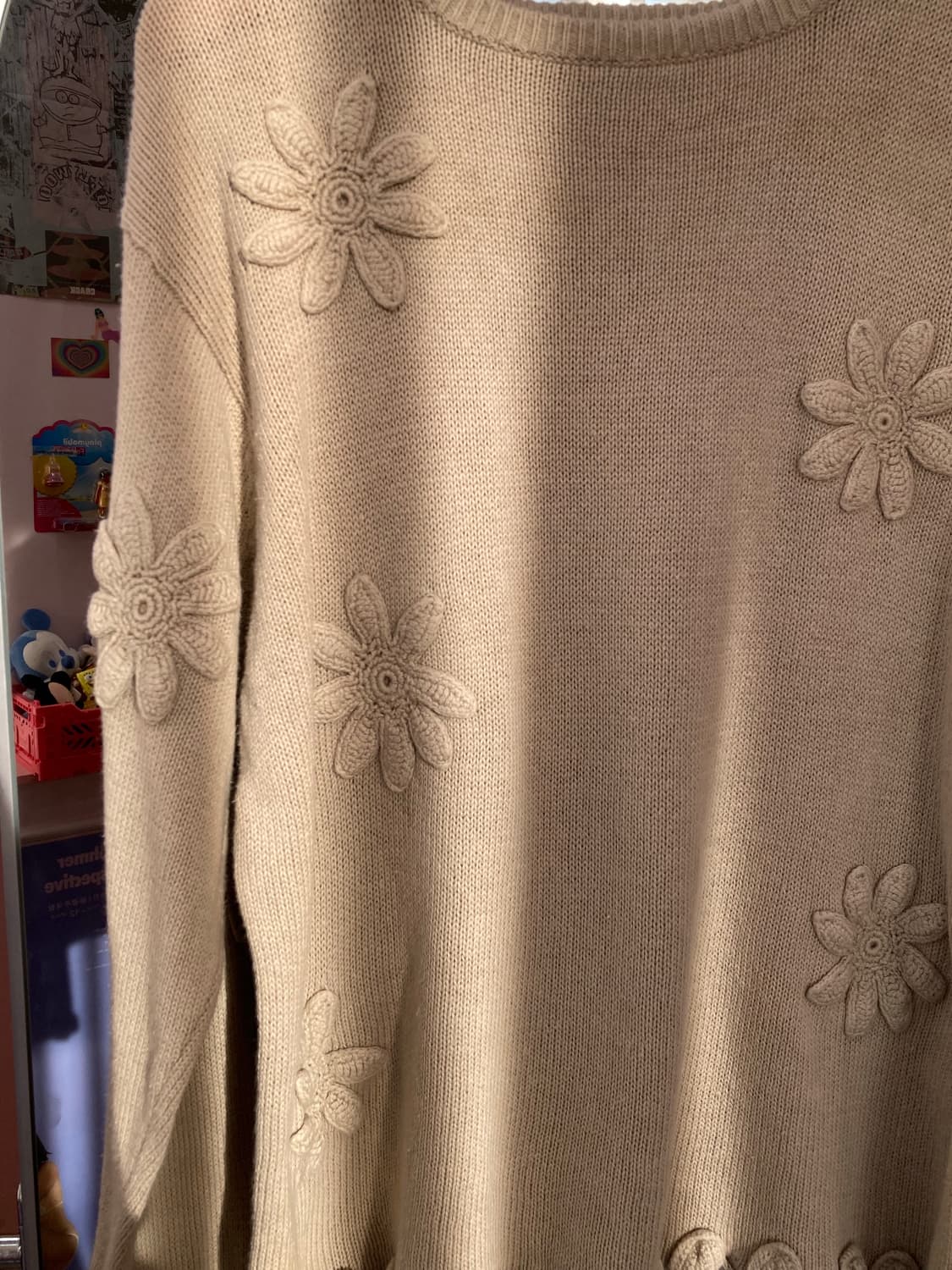 베이지 플라워 패치 디테일 니트 상품이미지3