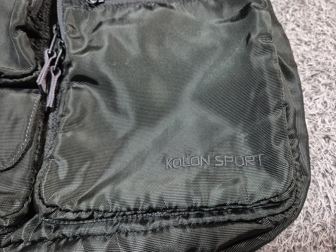 코오롱스포츠 멀티포켓 나일론 크로스백 상품이미지2