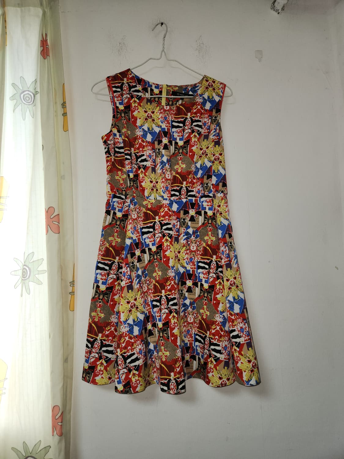 머스트비 화려한 패턴 민소매 원피스 55 상품이미지1