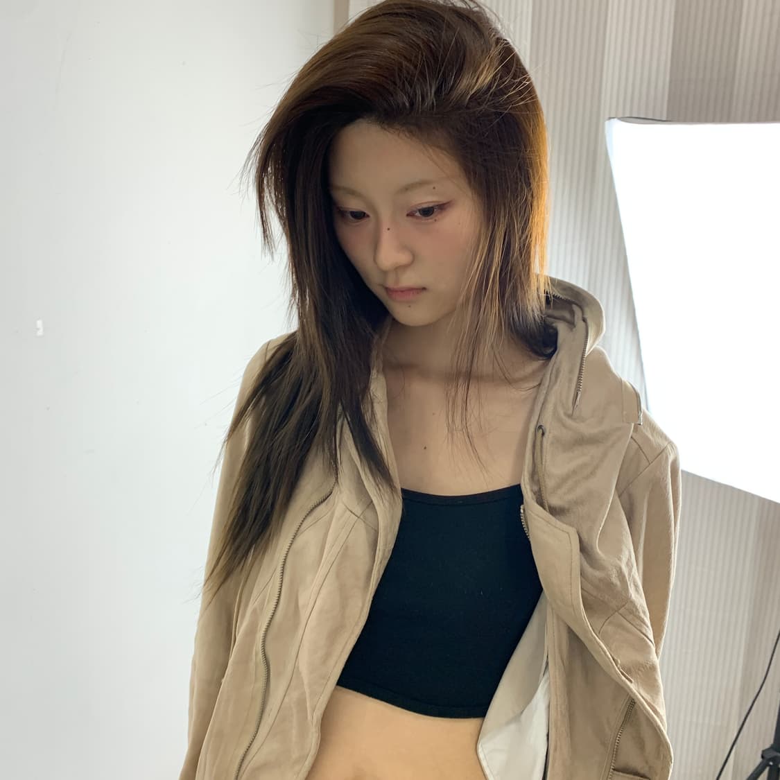 토네이도 마트 비대칭 하이넥 후드 자켓 상품이미지4