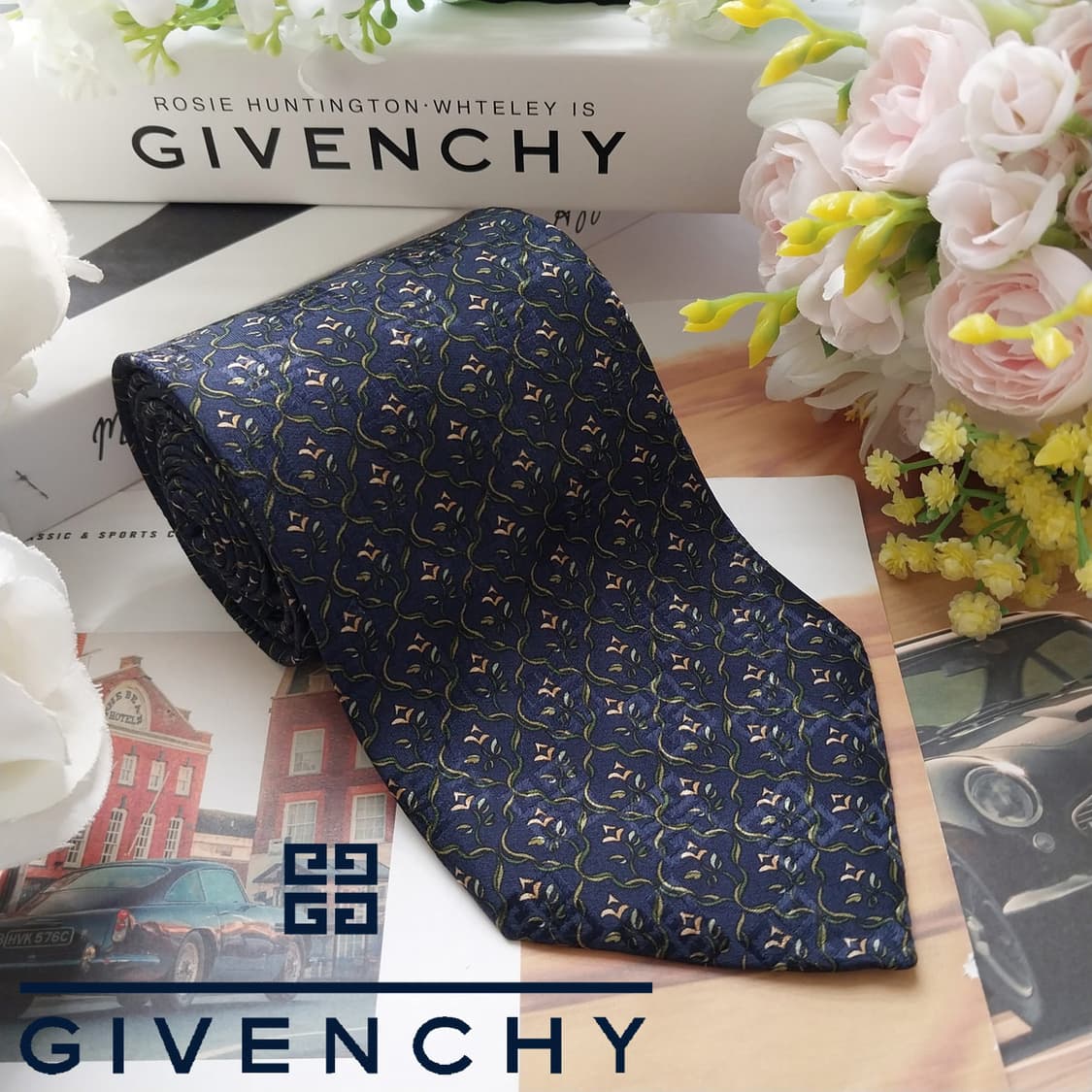 지방시 실크 네이비 빅로고 패턴 넥타이 9.7cm A+등급 K2452
 상품이미지1