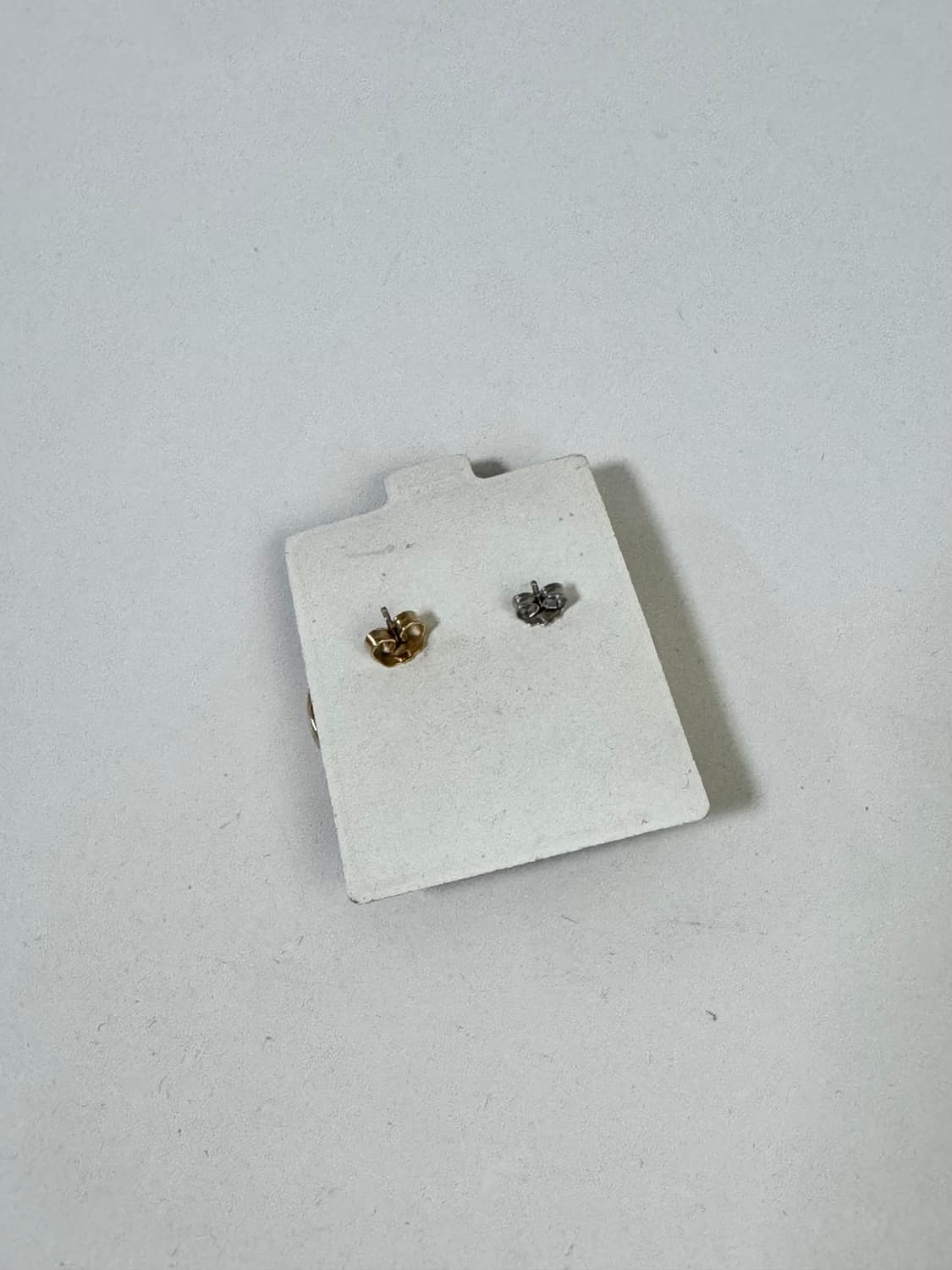 영롱한 레드 에나멜 금장 포인트 귀걸이 (미사용) 상품이미지2