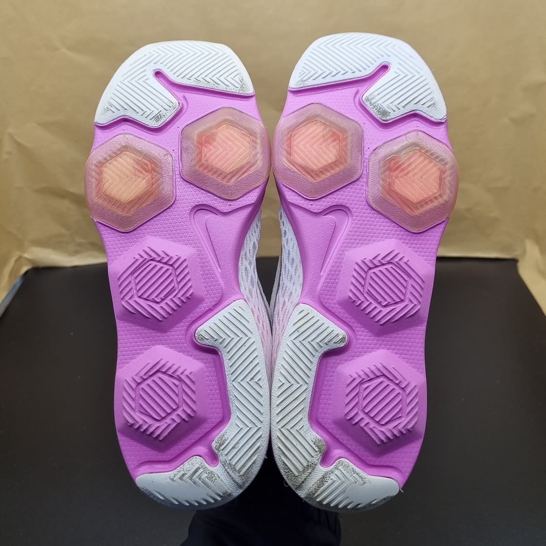 나이키 줌 핏 트레이닝 여성운동화235  상품이미지3