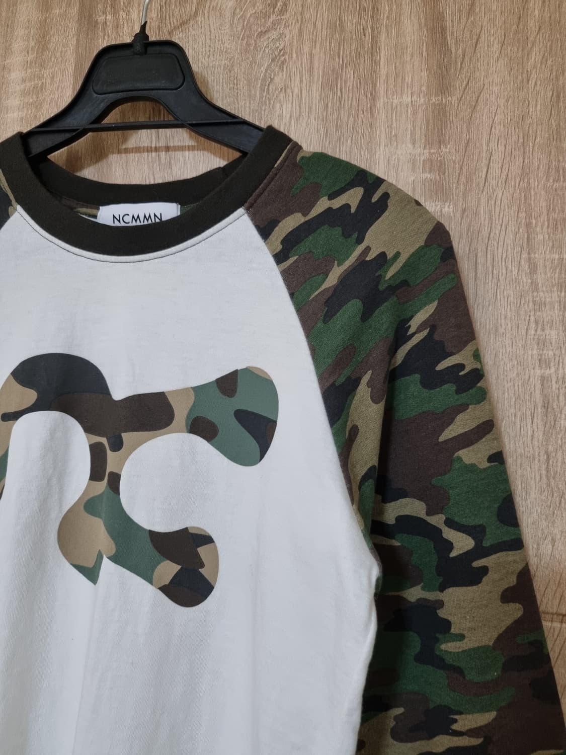 노이커먼 카모 긴팔 티셔츠 상품이미지2