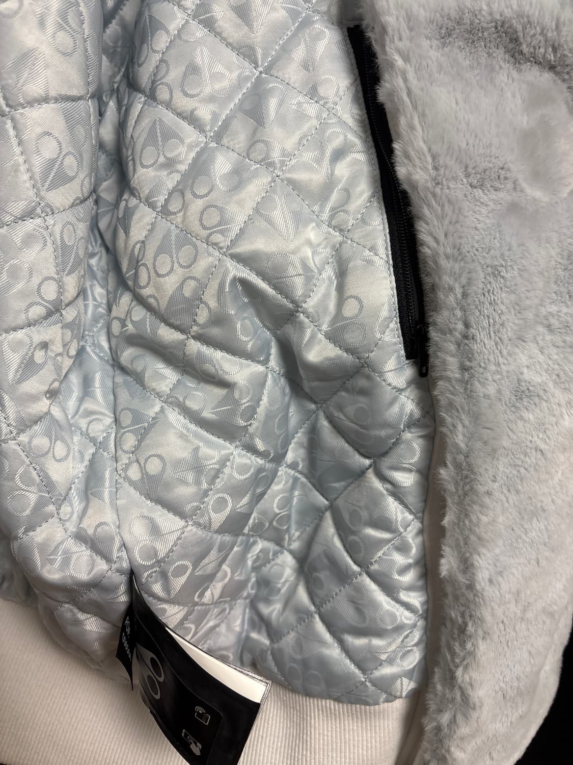 무스너클 버니스웨터 후드집업 상품이미지6