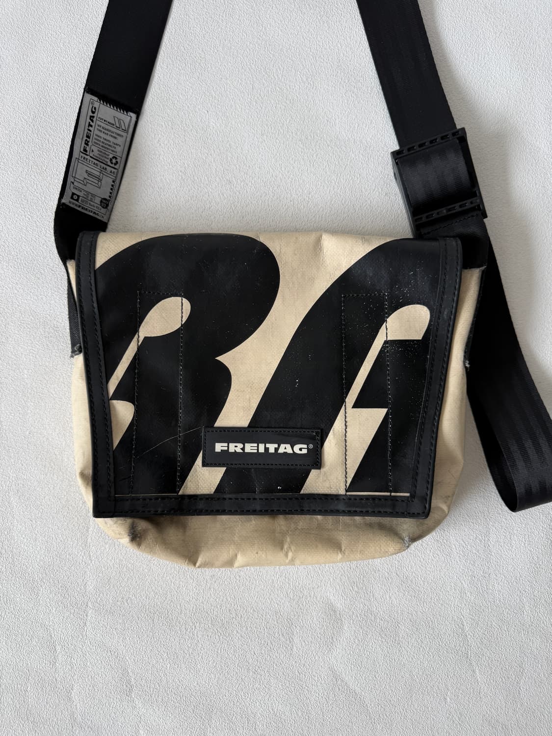 프라이탁(FREITAG) 라씨 크로스백 상품이미지2