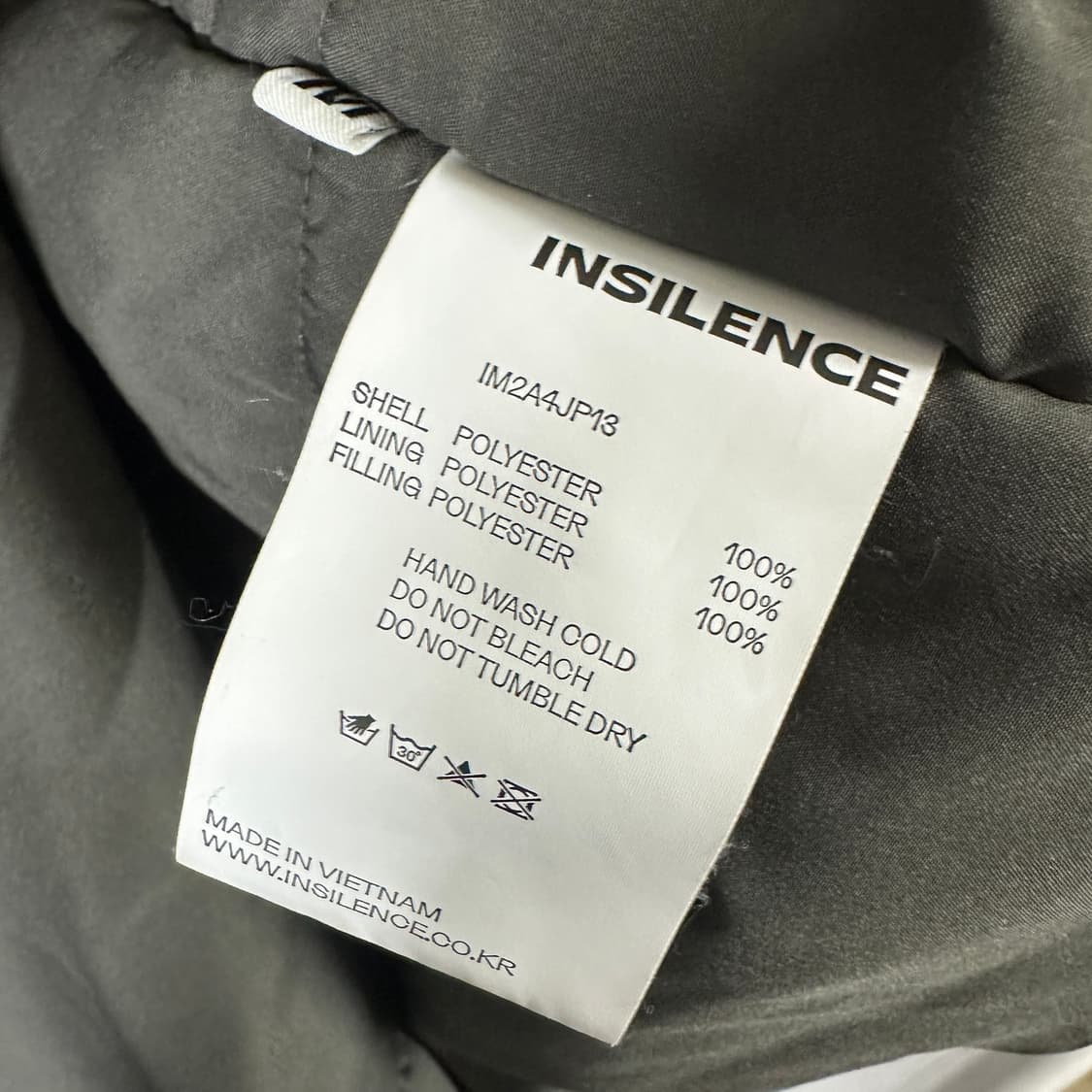 인사일런스 LIMONTA 케미라 후디드 점퍼 DIM GREY 상품이미지6