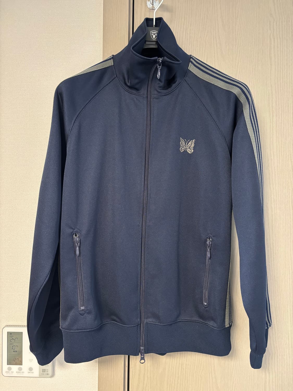 니들스 트랙 자켓 바지 세트 상품이미지1