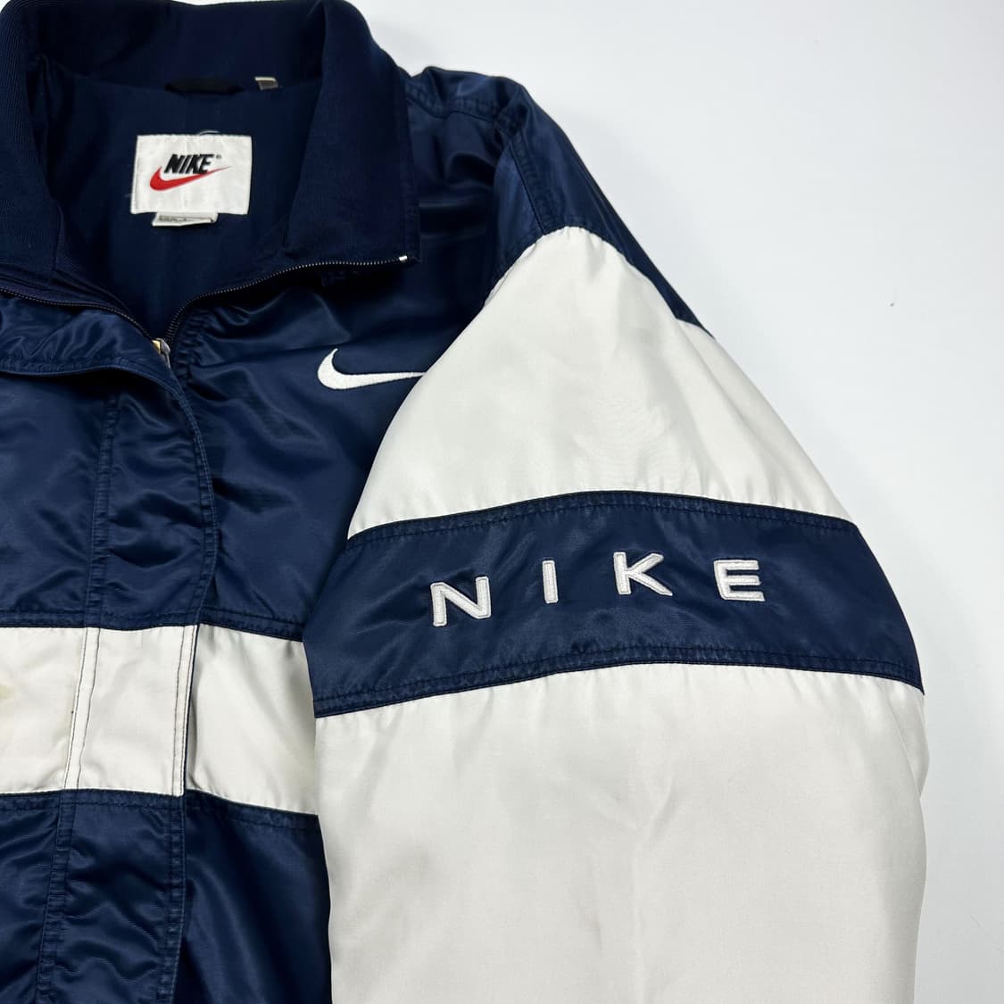 나이키 올드스쿨 보이즈 빅스우시 네이비 점퍼 자켓 (실측 M) 상품이미지4