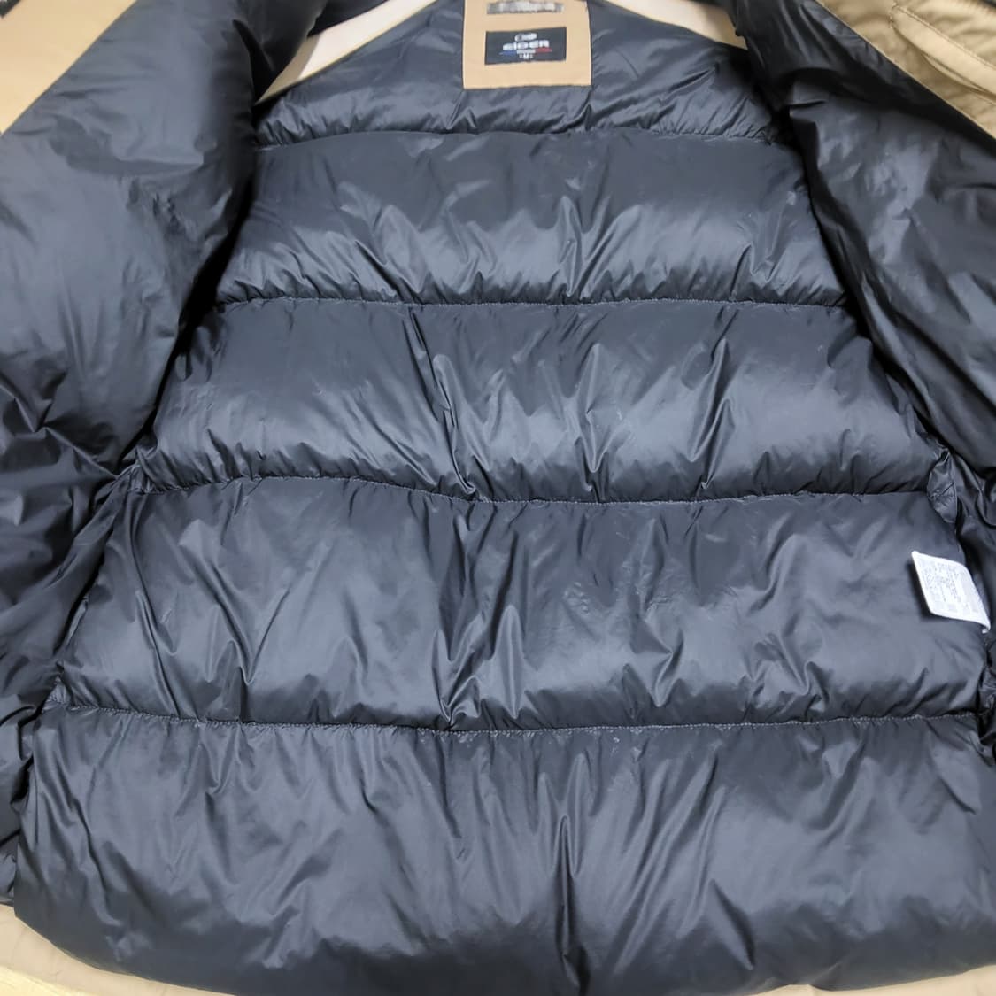 두툼한 아이더 구스다운 거위털 패딩 남자 95 마른 100 상품이미지4