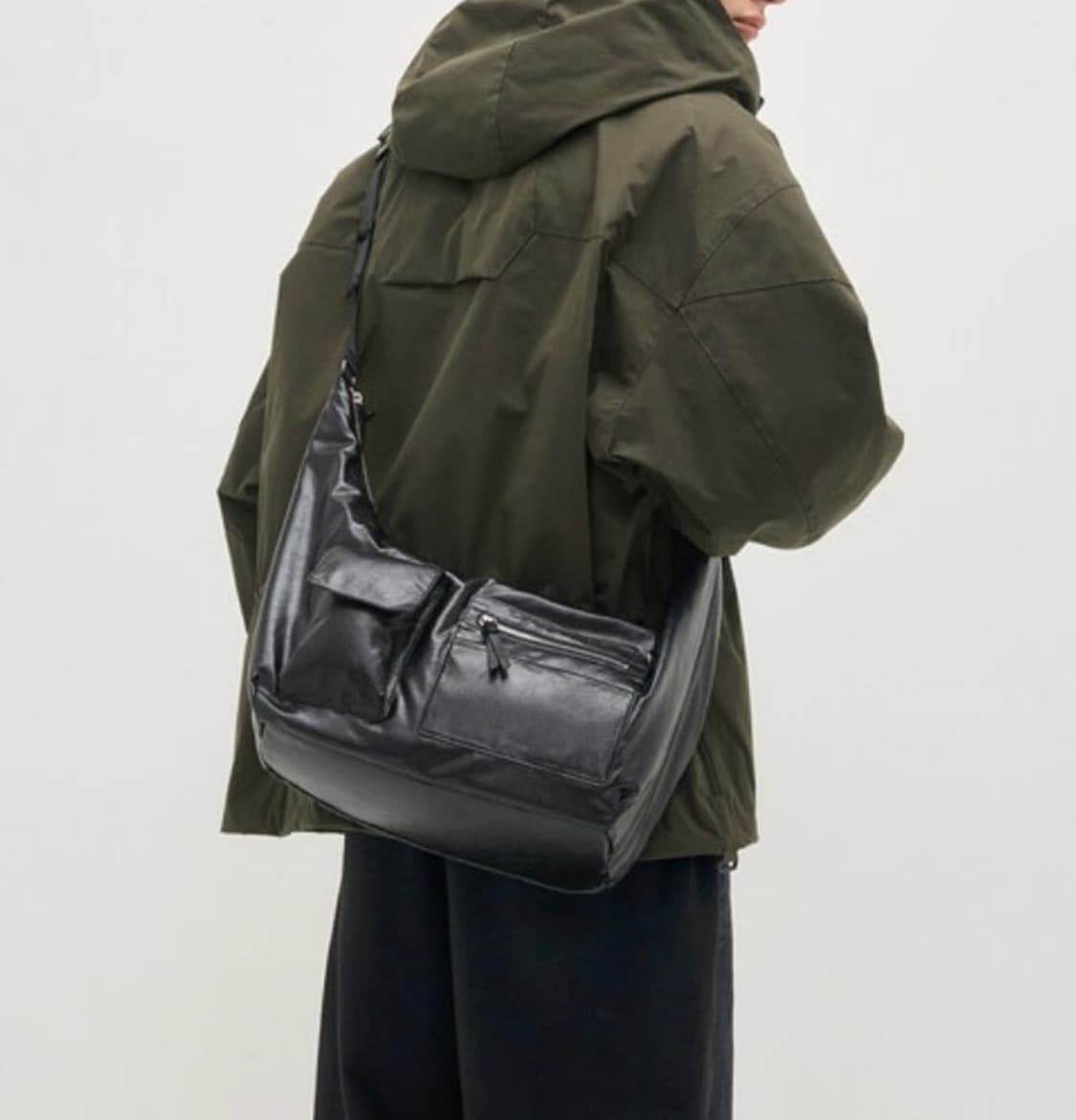 시스템옴므 크랙 호보백 상품이미지1