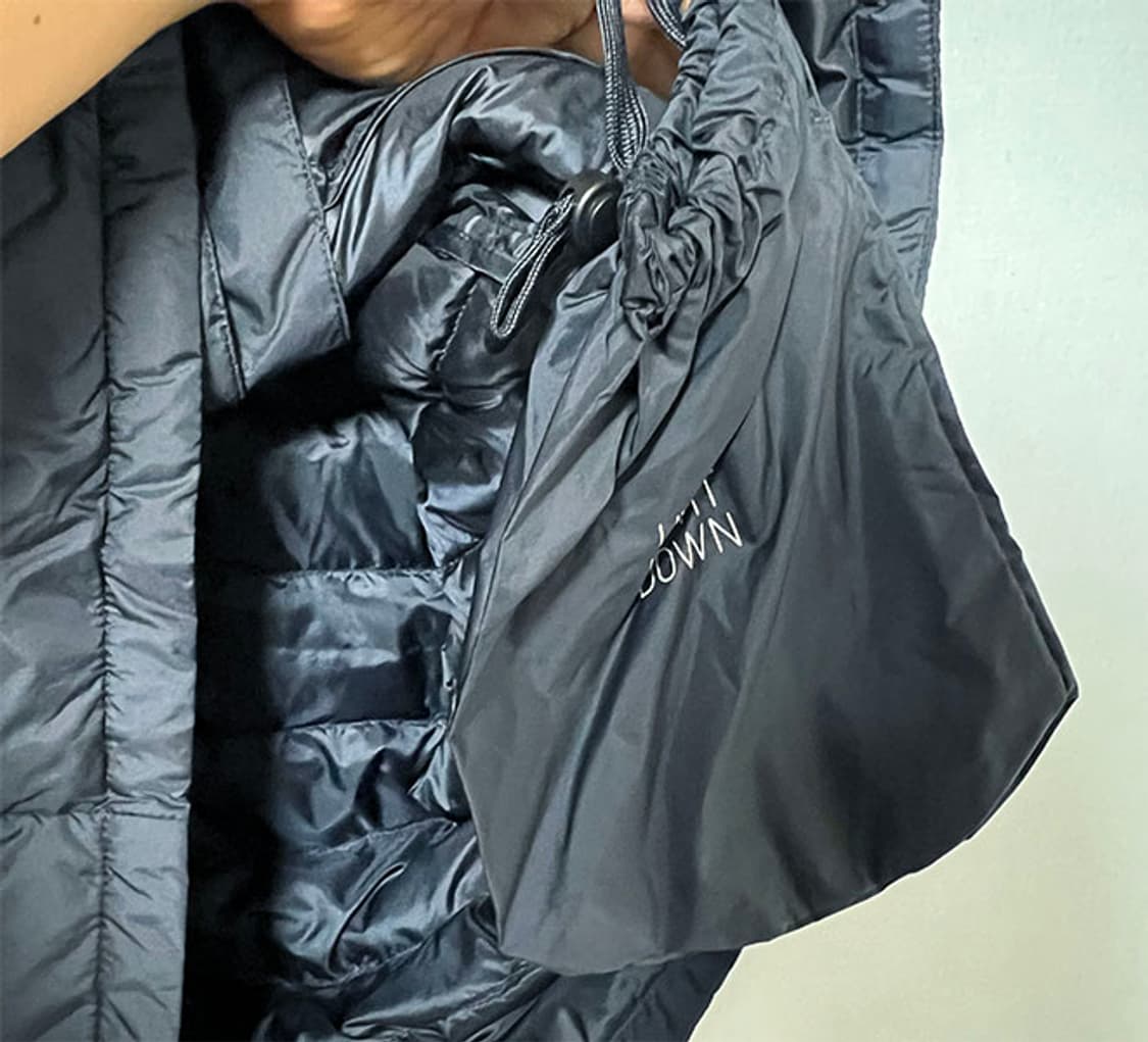 유니클로 남자 경량 패딩조끼 새상품 덕다운 XL 105 상품이미지4