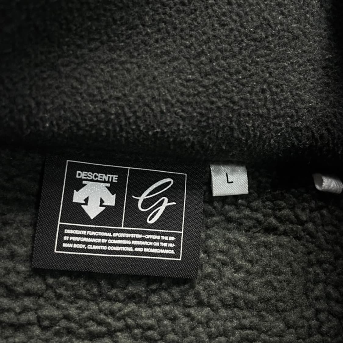 100 데상트 골프 후리스 상품이미지3