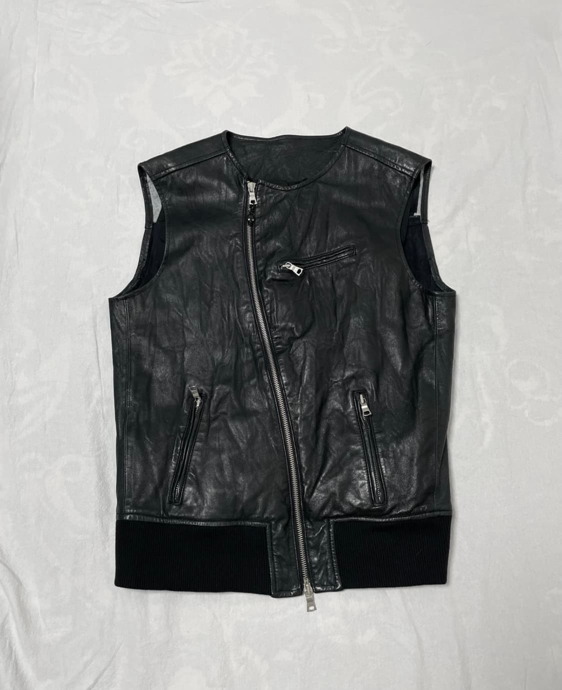 None Skull Diagonal Zip Leather Vest 상품이미지1