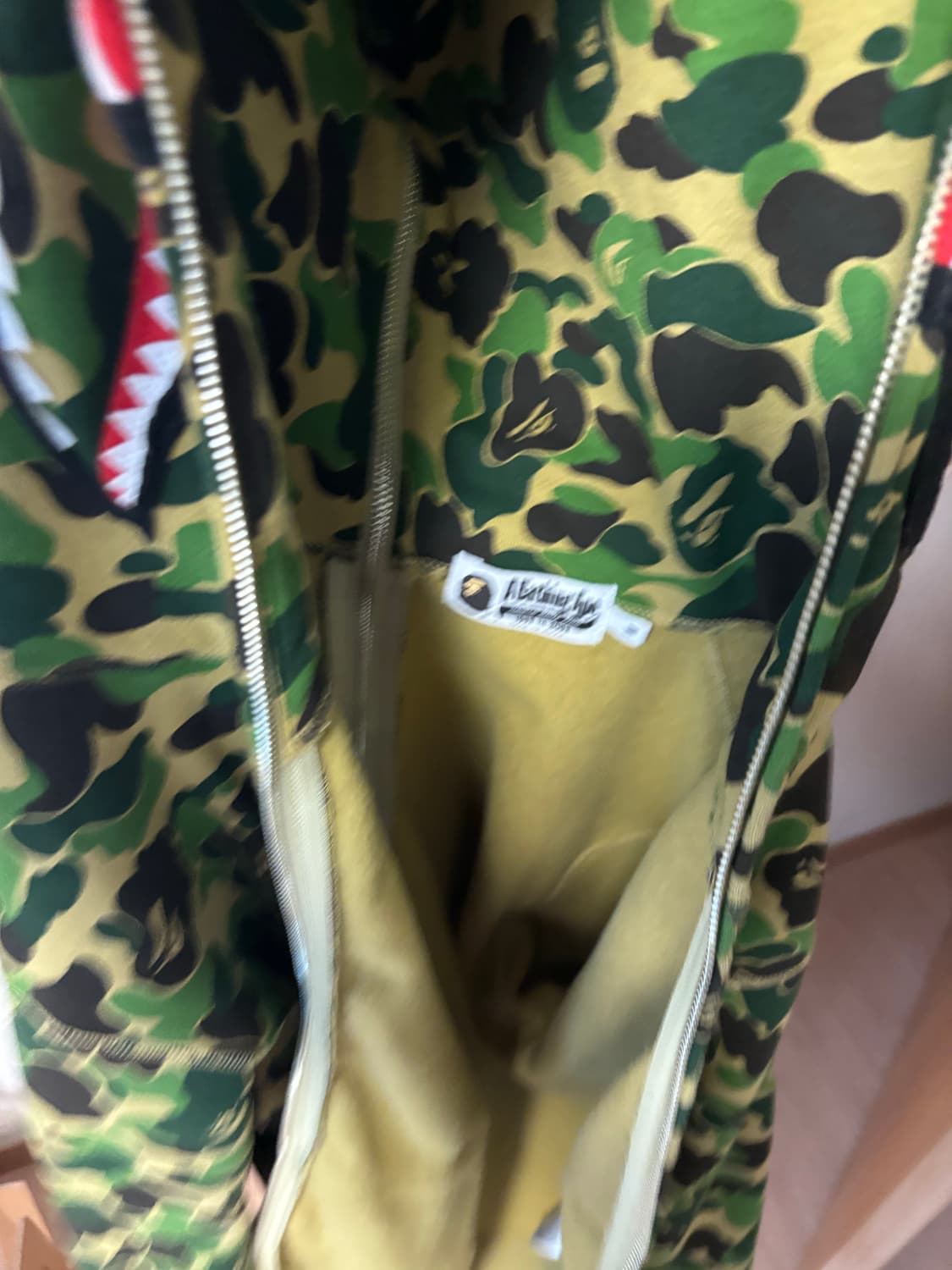 베이프 세퍼레이트 후드집업 그린 상품이미지3