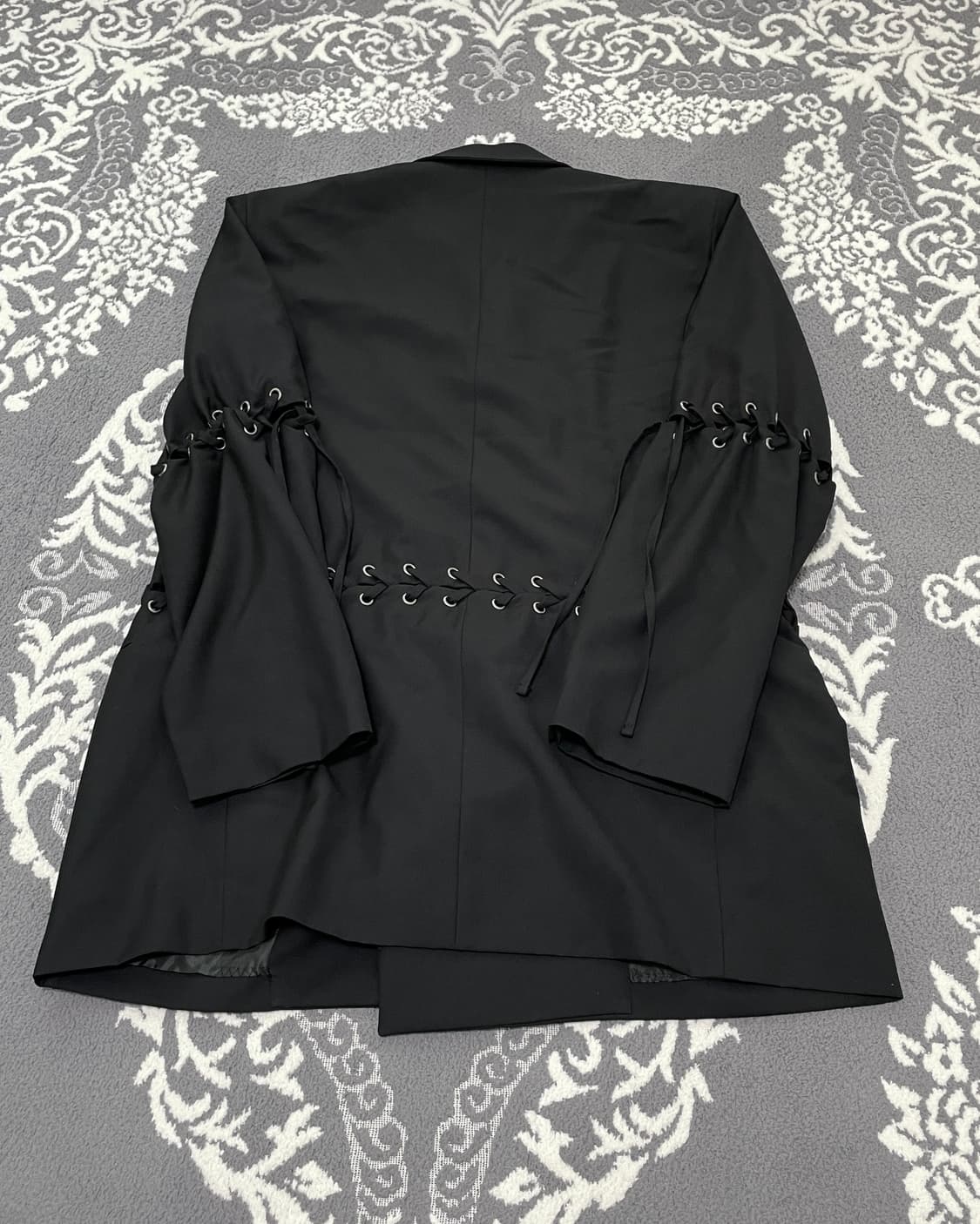 Not Conventional Lace-Up Tailored Jacket 상품이미지4