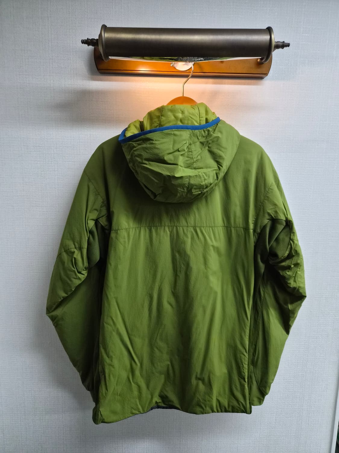 L) 아크테릭스 아톰 LT 점퍼 팝니다 상품이미지2